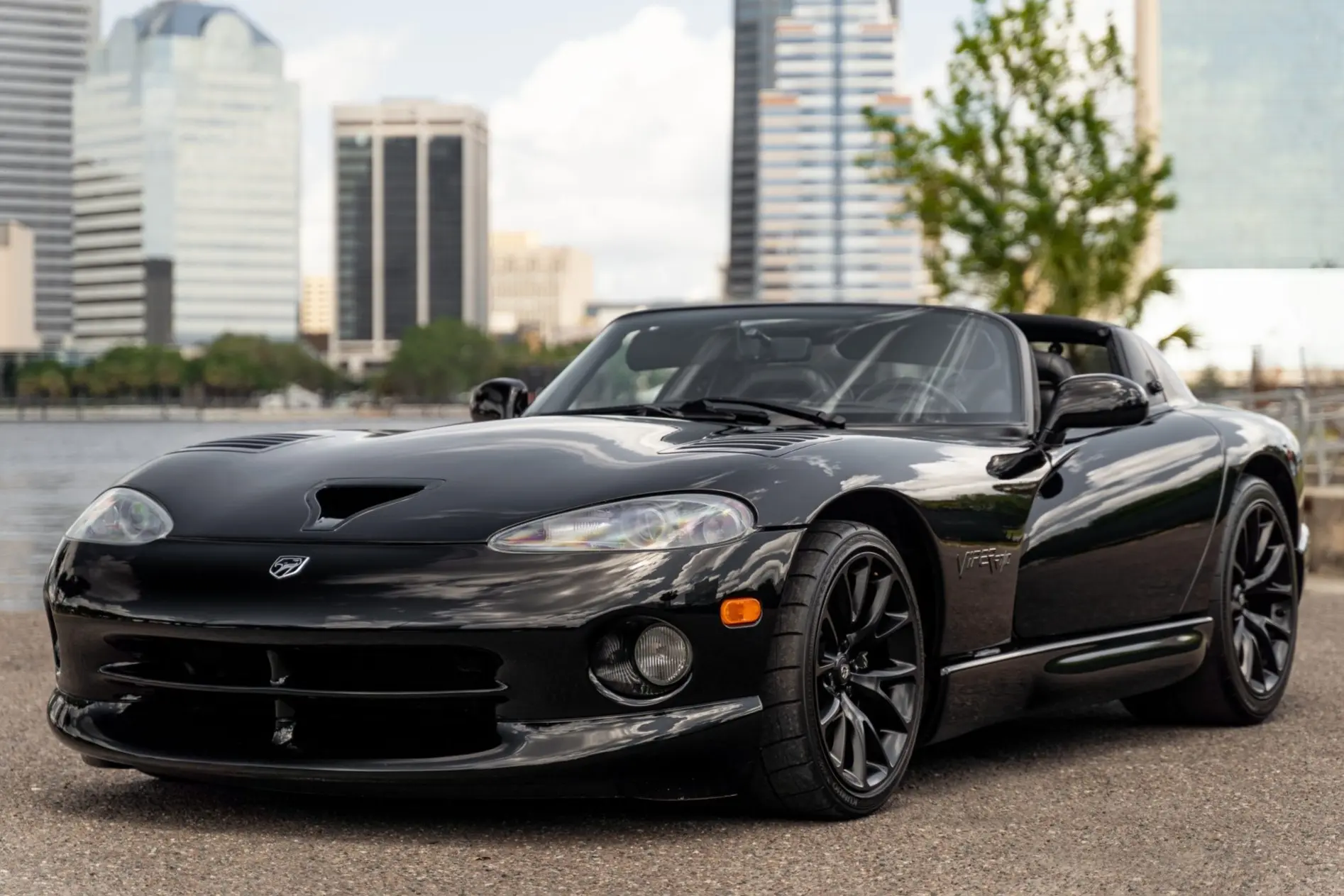 1999 Dodge Viper