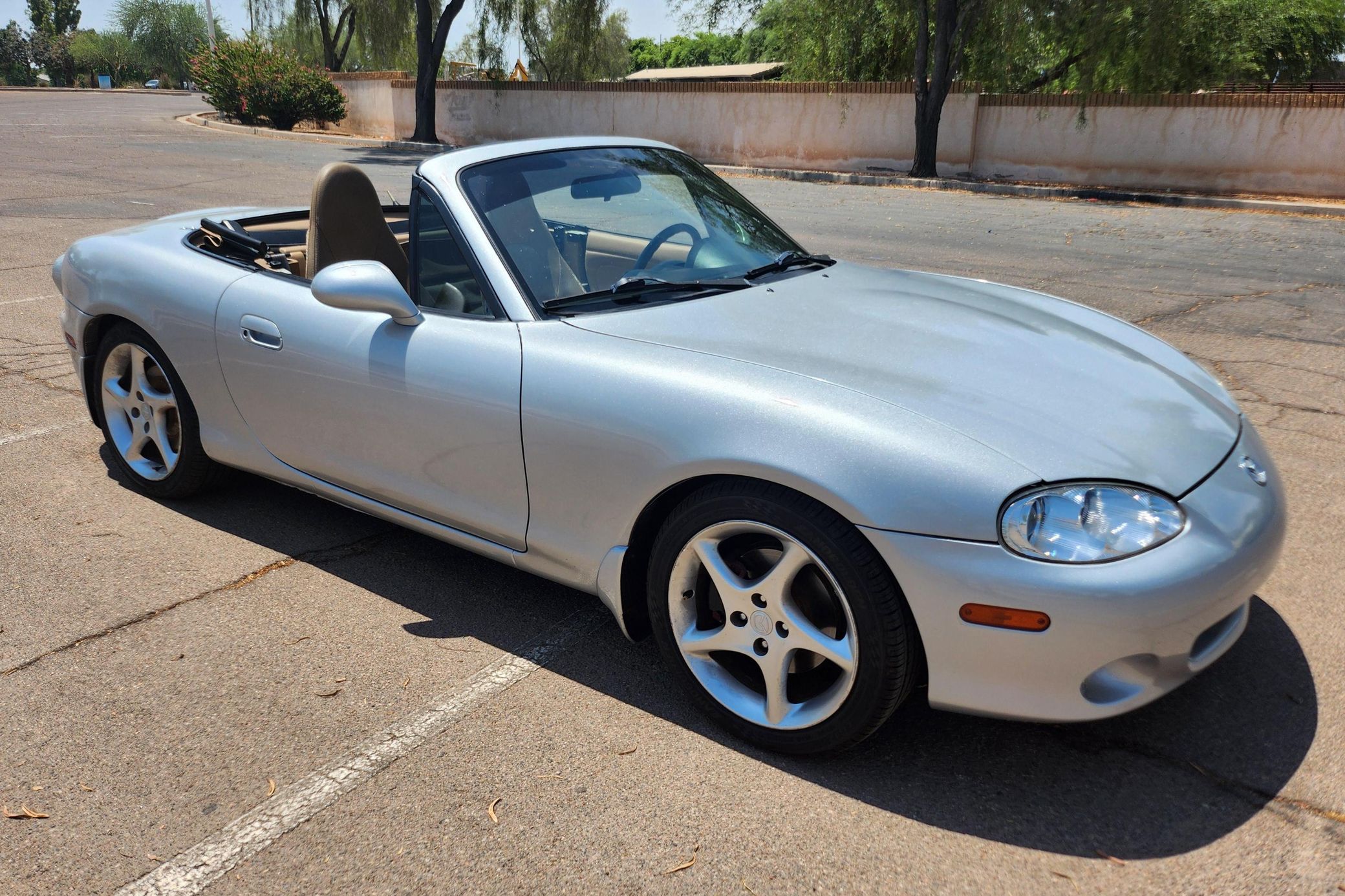 2002 Mazda MX-5 Miata