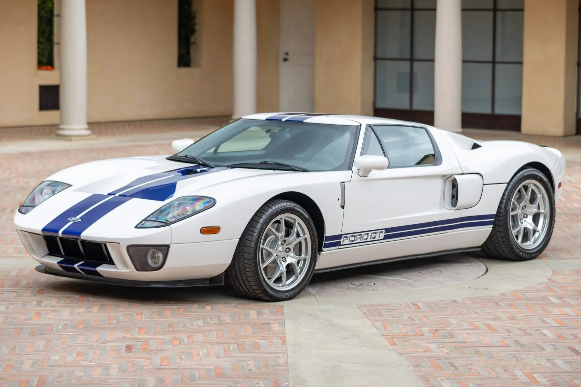 2005 Ford GT