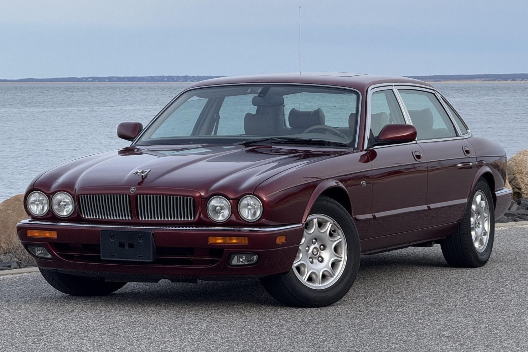 2000 Jaguar XJ