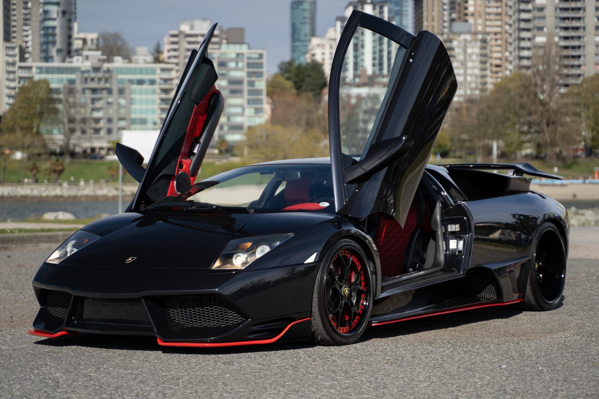 2005 Lamborghini Murciélago 6.2 (early)