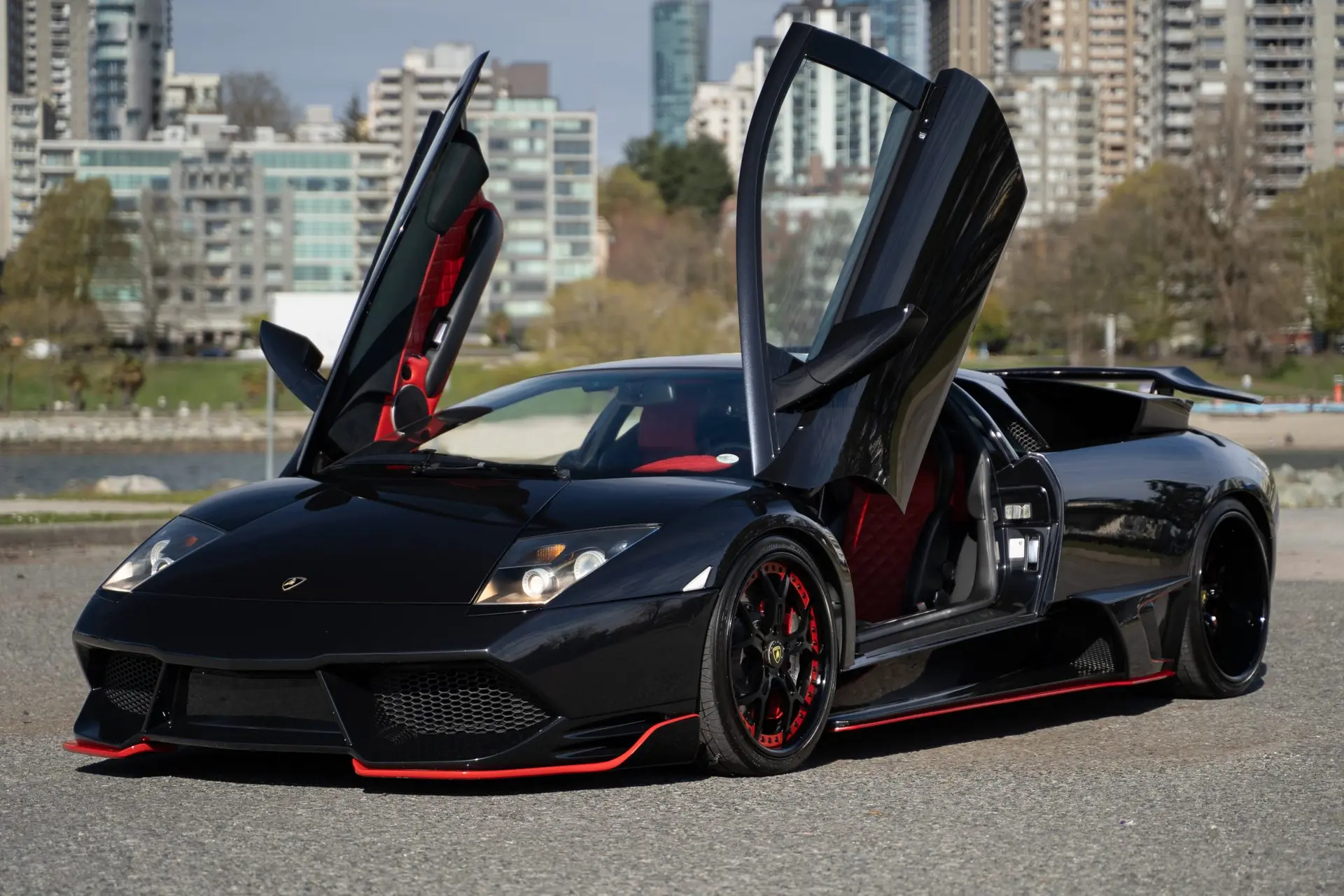 2005 Lamborghini Murciélago 6.2 (early)