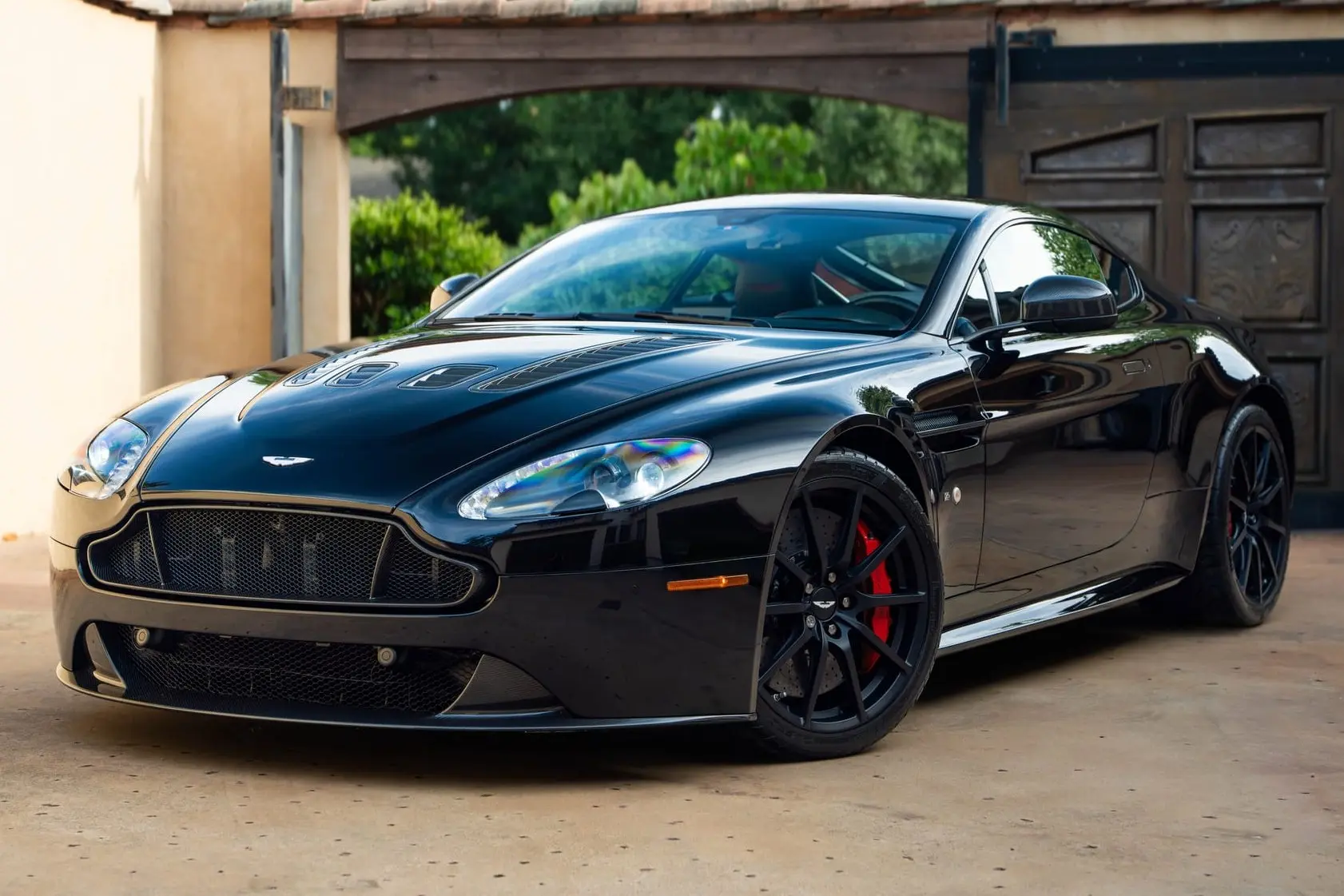 2017 Aston Martin Vantage V12 Vantage S Coupe Manual, sold Sep 2026