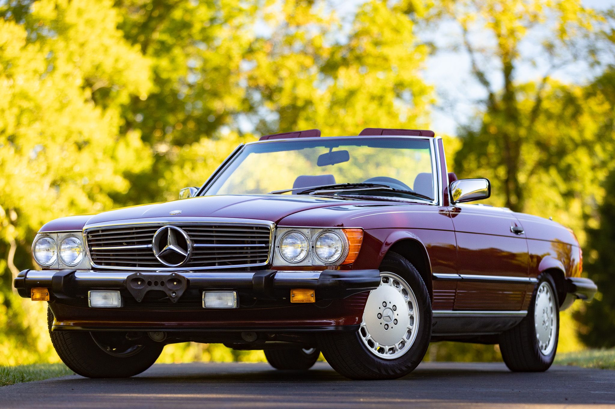 1986 Mercedes-Benz SL-Class 560SL