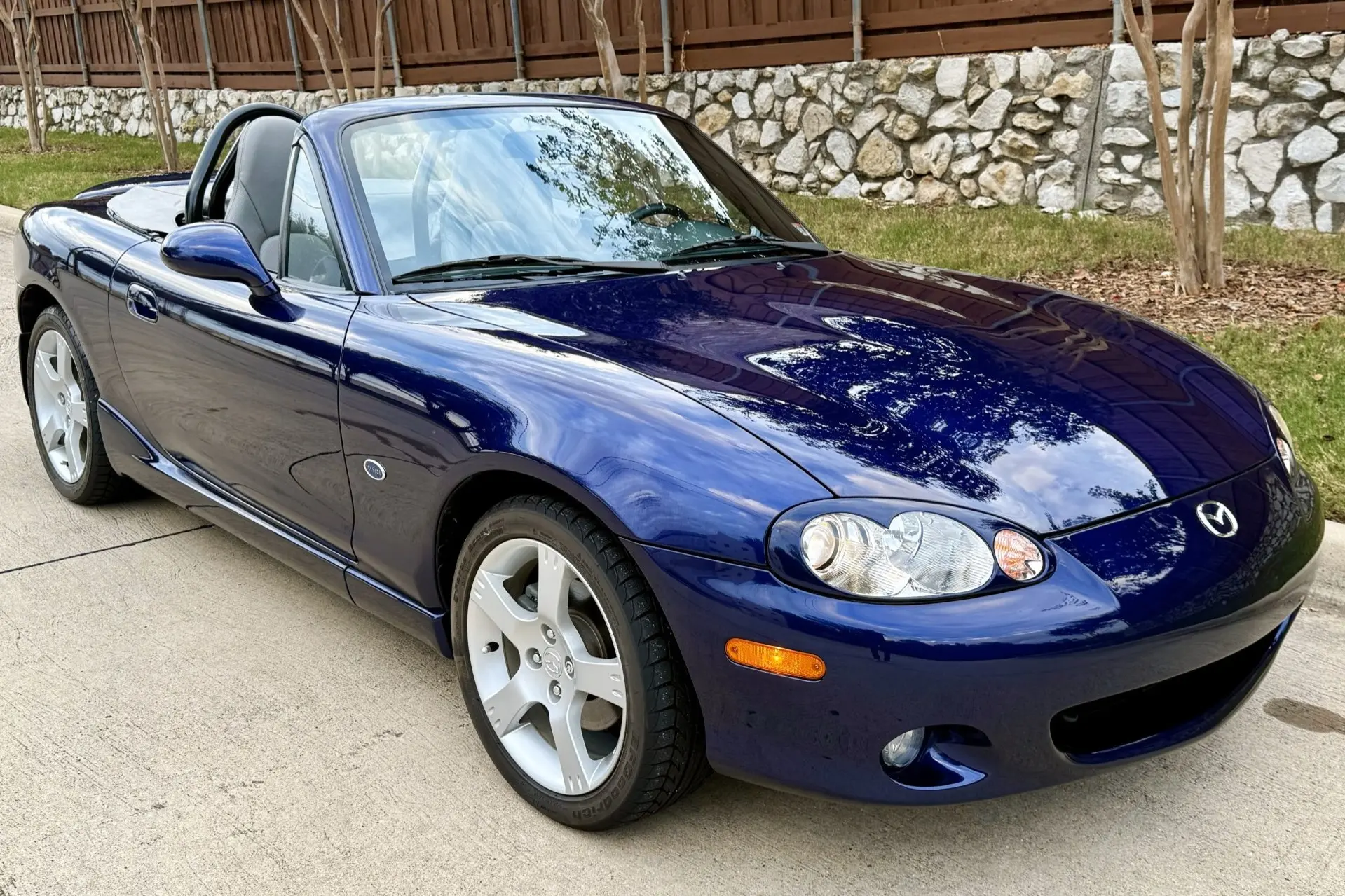 2003 Mazda MX-5 Miata