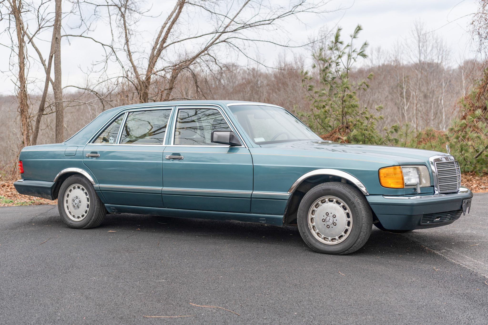 1989 Mercedes-Benz SL-Class 560SL