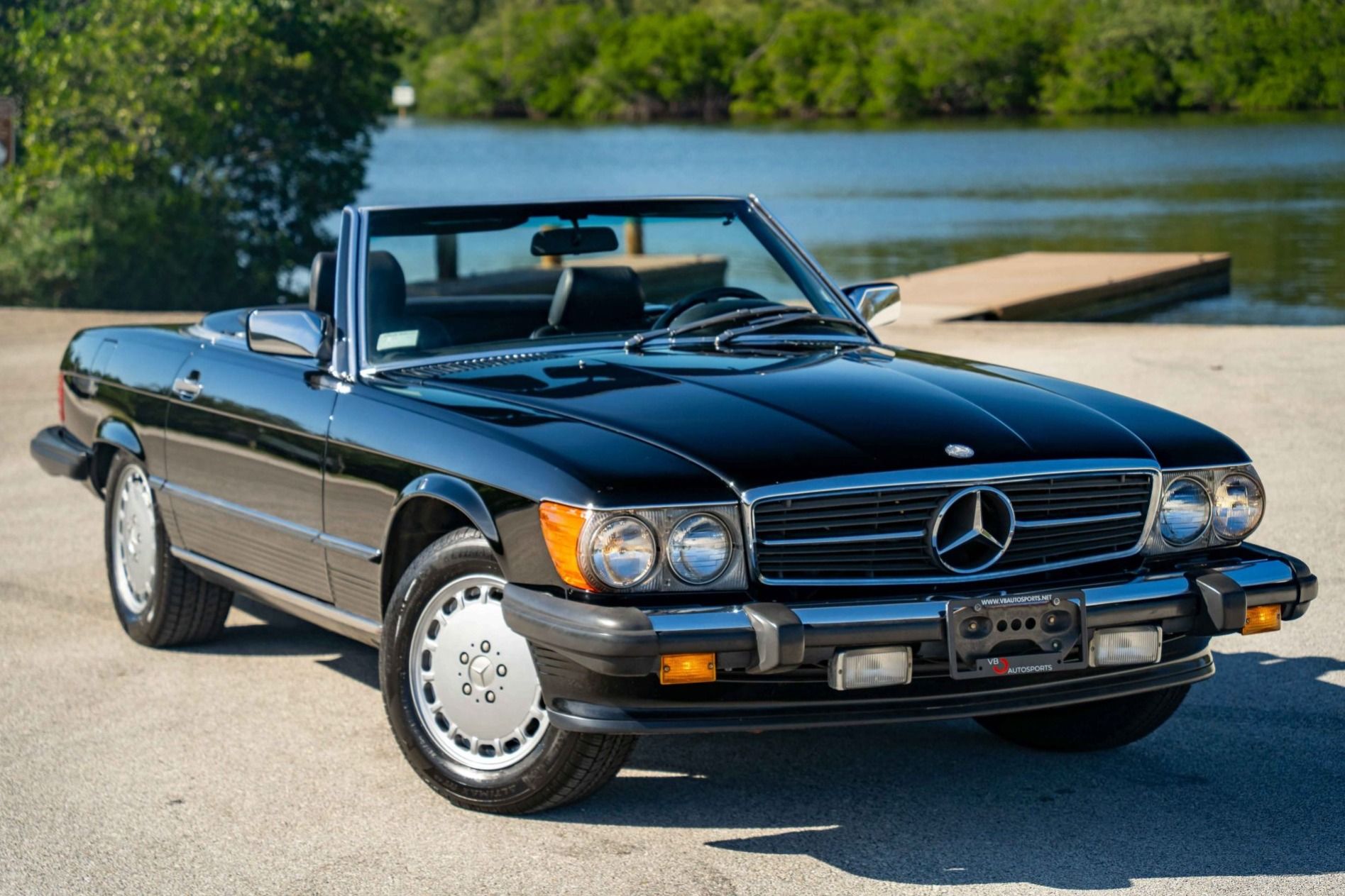 1986 Mercedes-Benz SL-Class 560SL