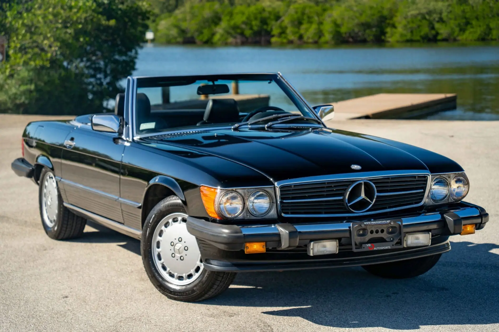 1986 Mercedes-Benz SL-Class 560SL