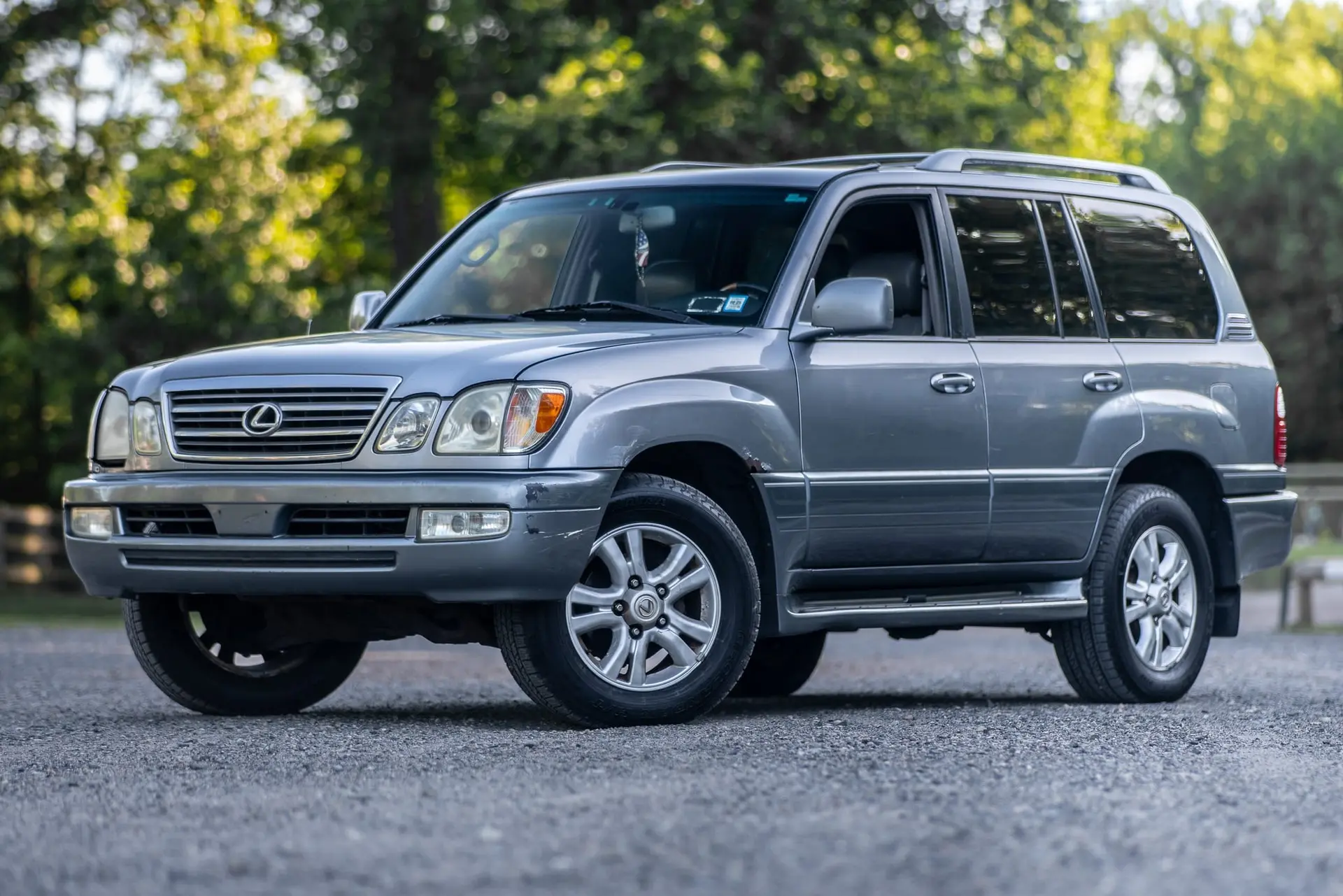 2005 Lexus LX