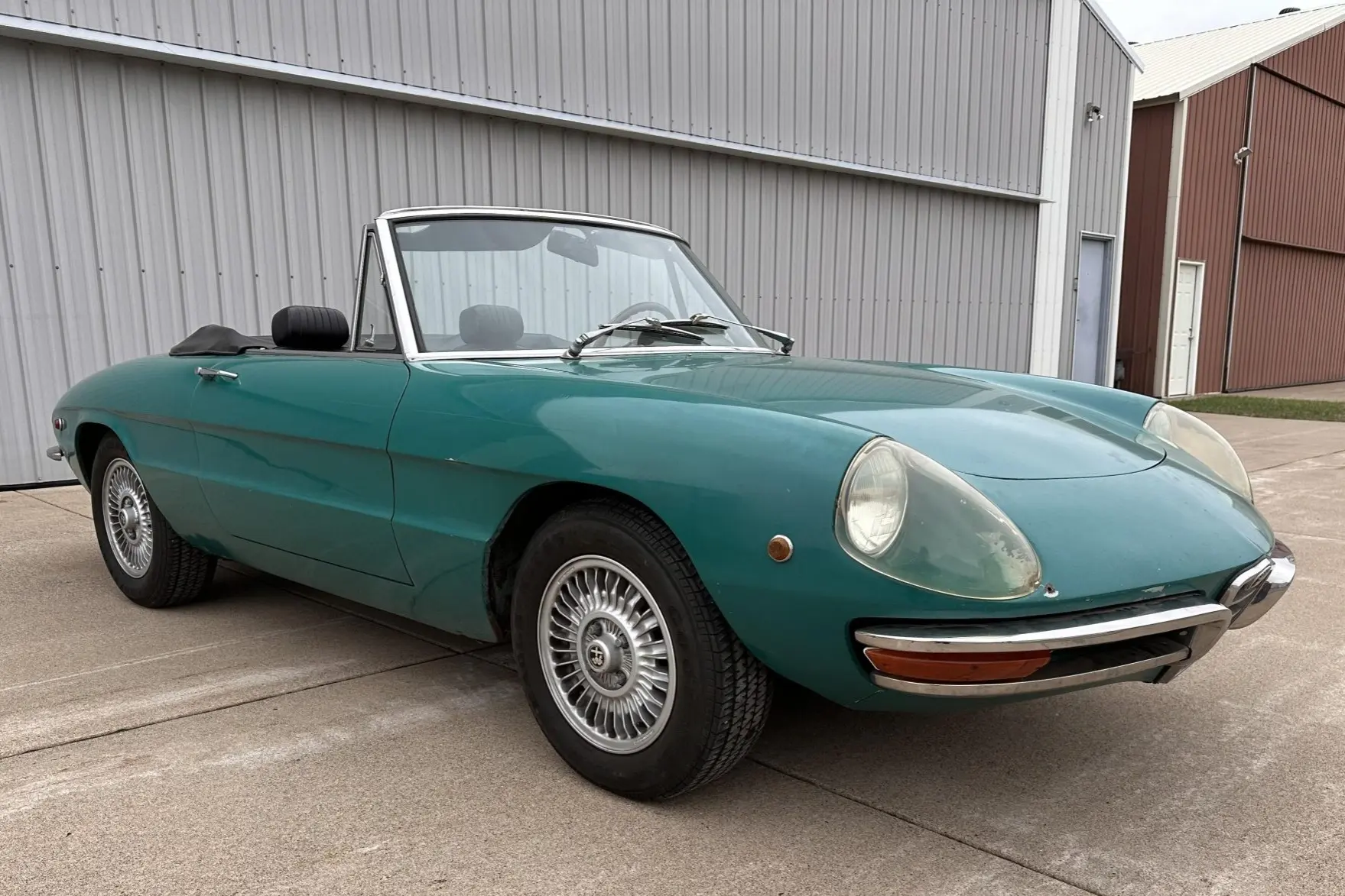 1969 Alfa Romeo 105 Series Spider
