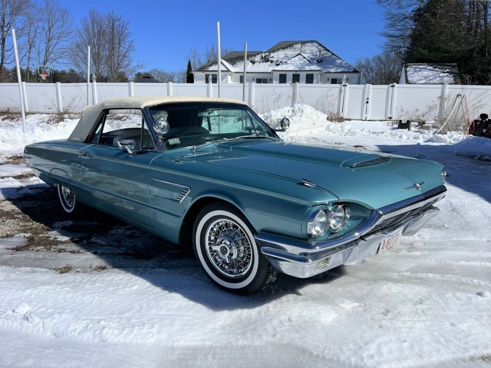 1965 Ford Thunderbird