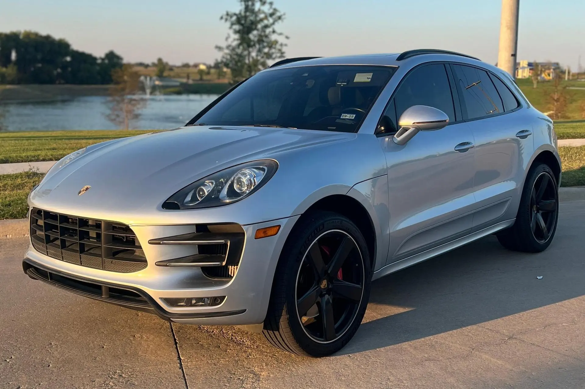 2015 Porsche Macan Turbo