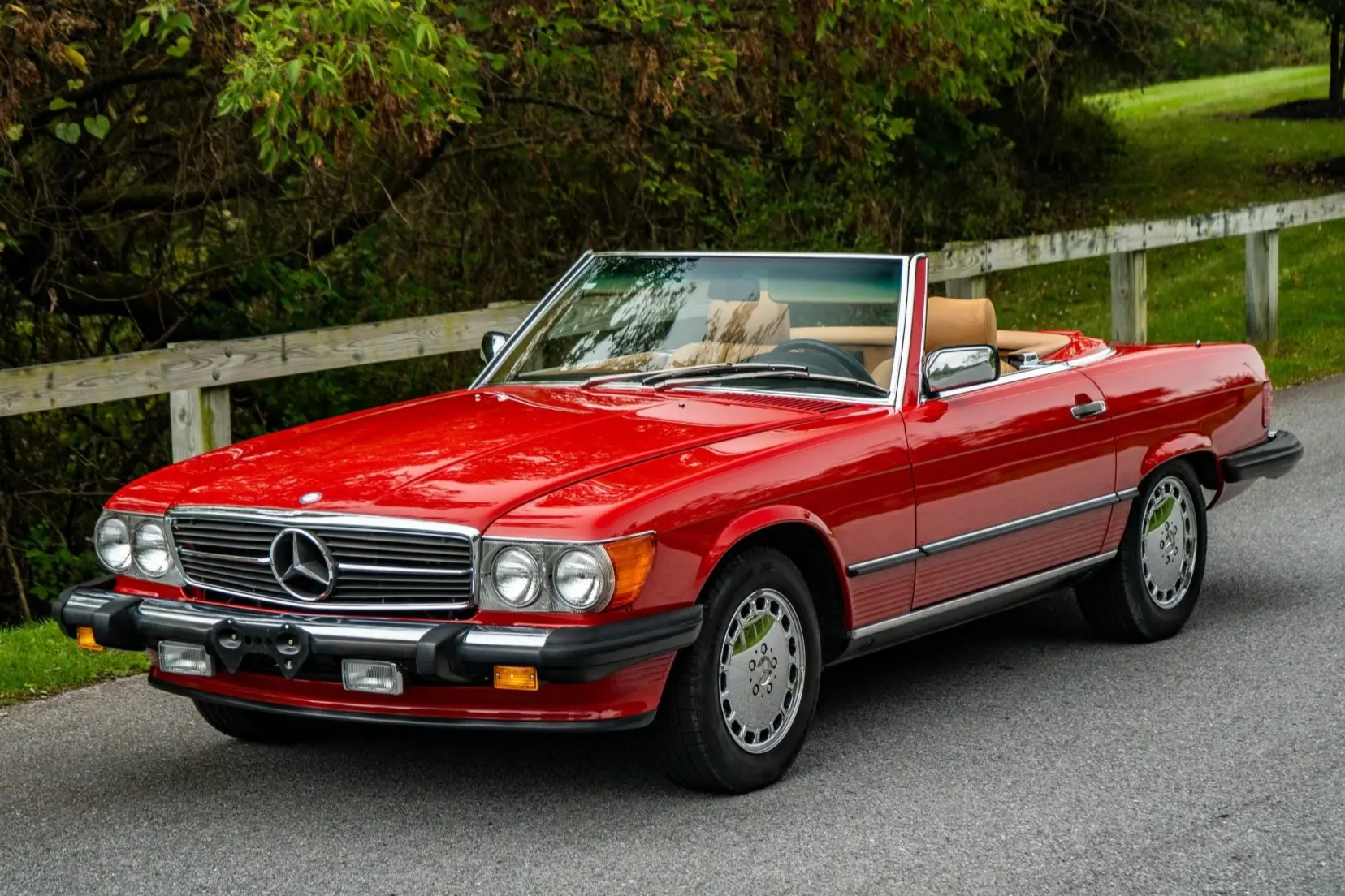 1988 Mercedes-Benz SL-Class 560SL