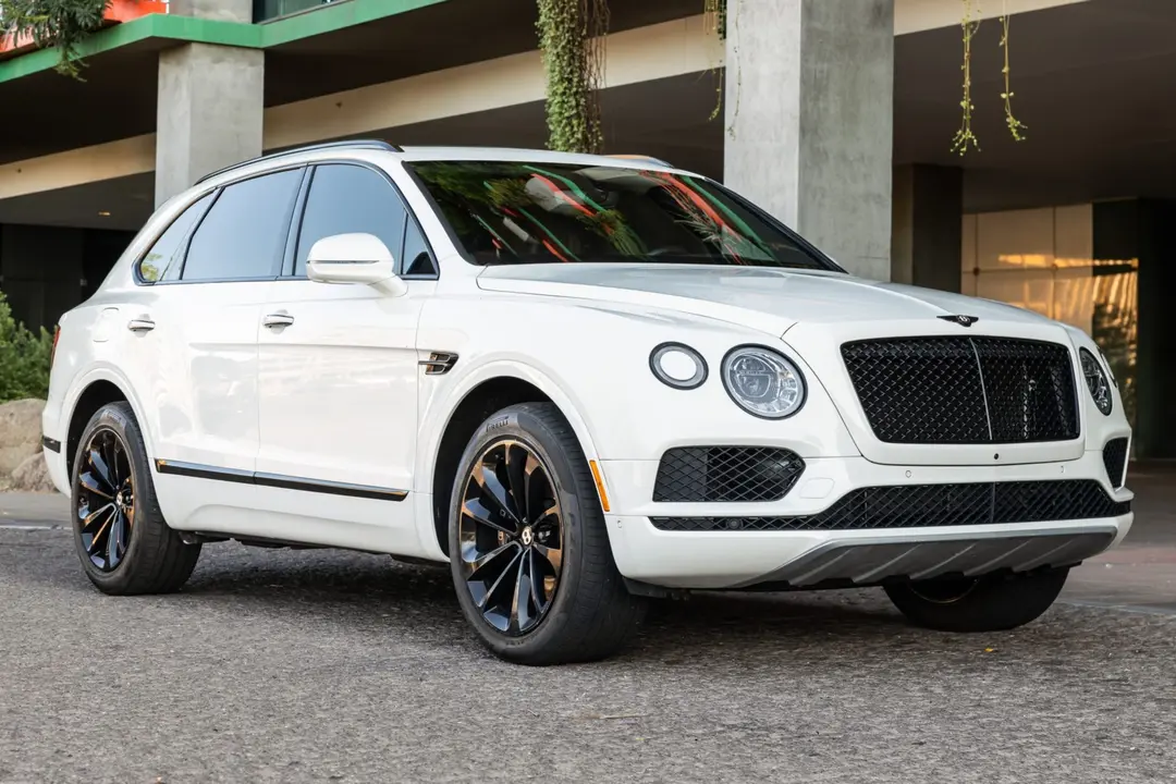 Bentley Bentayga, sold Oct 2025