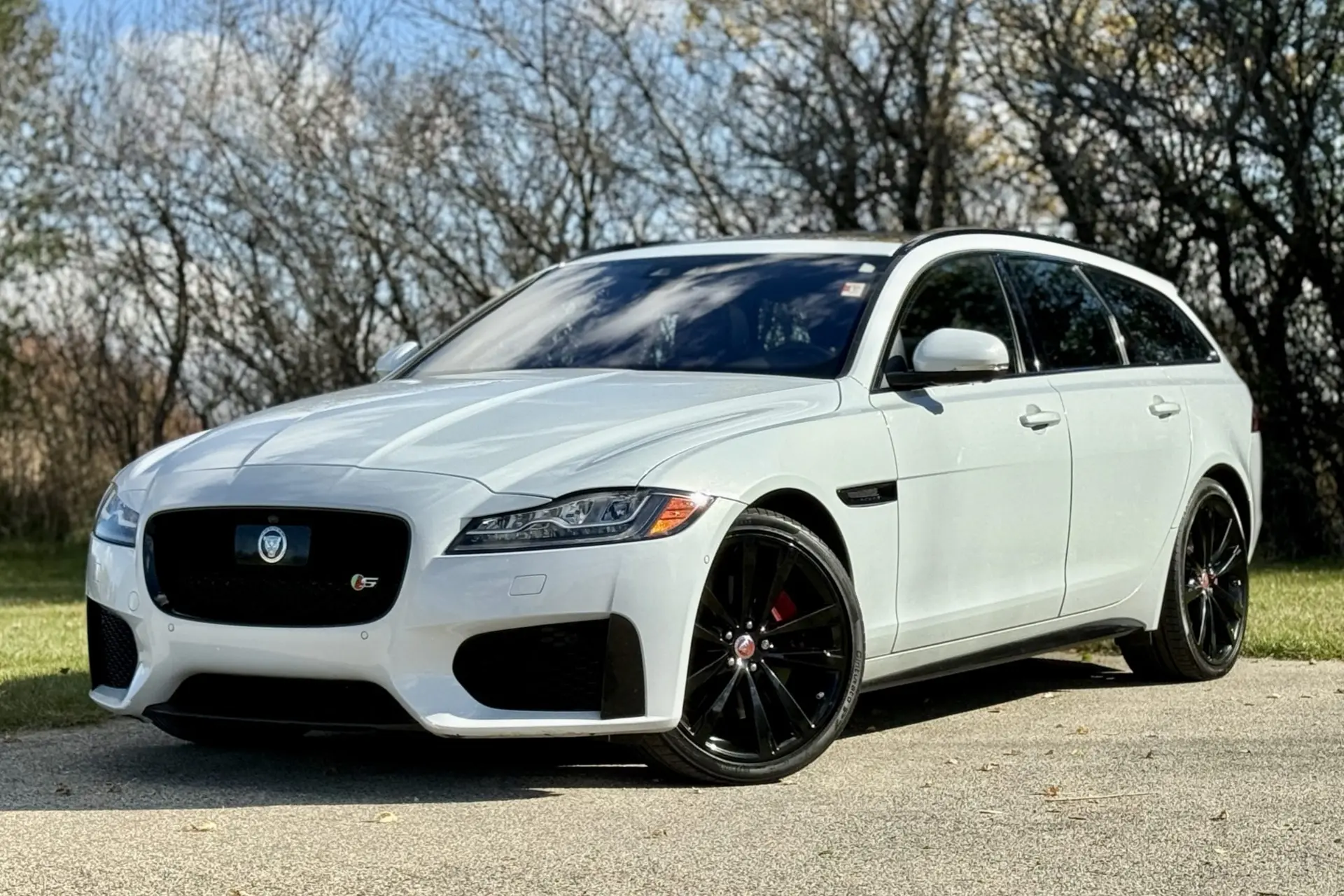 2018 Jaguar XF P300 R-Dynamic SE