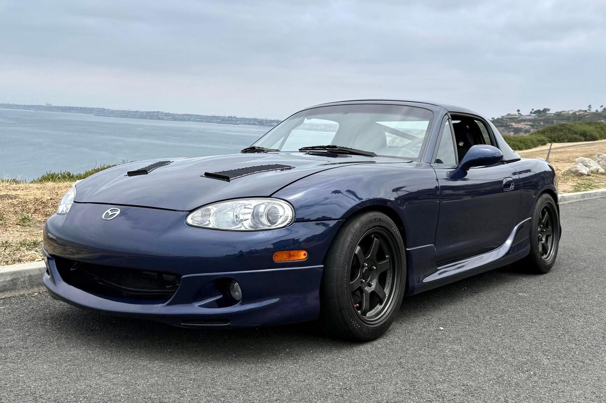 2003 Mazda MX-5 Miata