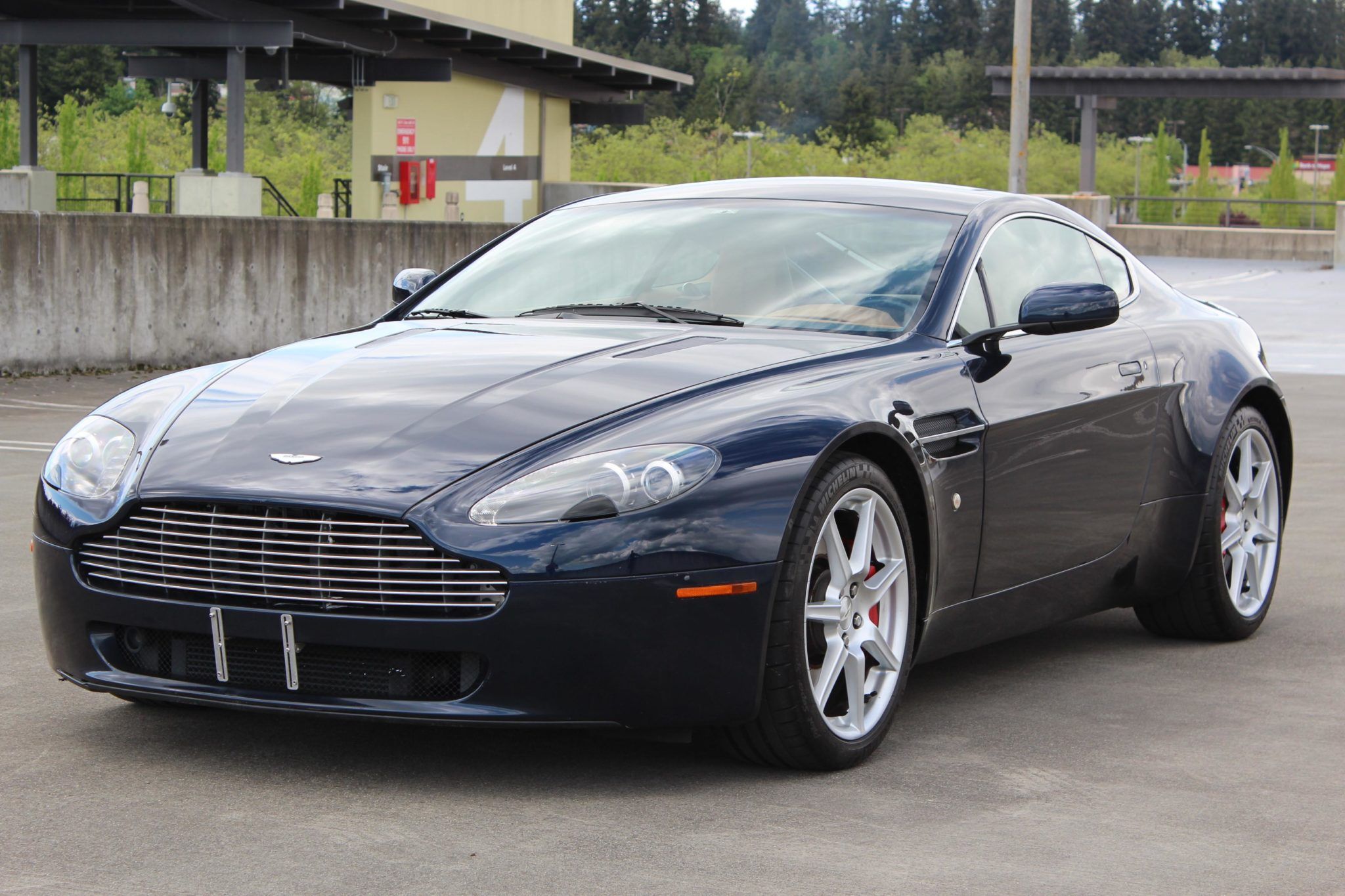 2008 Aston Martin Vantage Race Cars