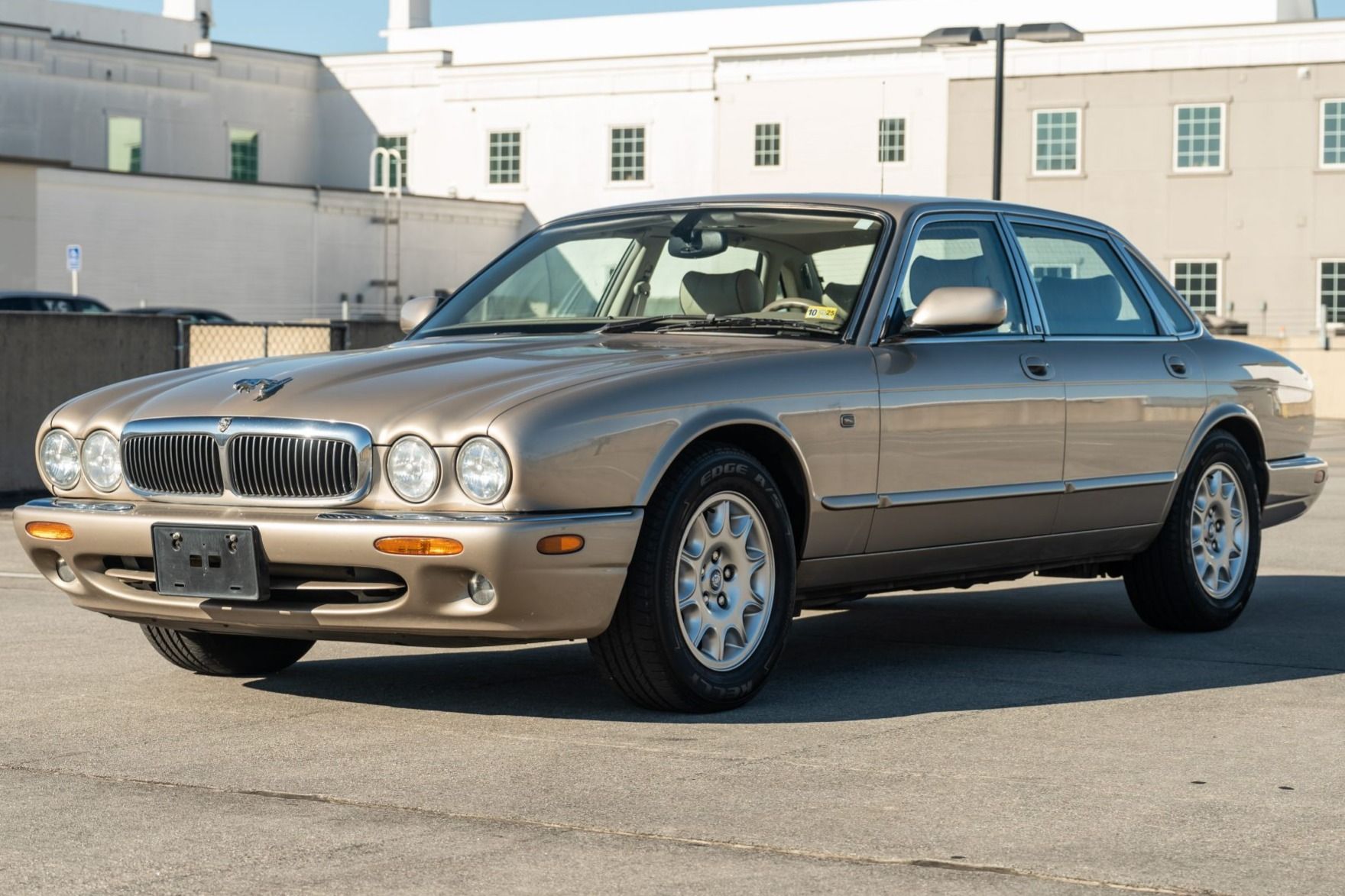 2001 Jaguar XJ