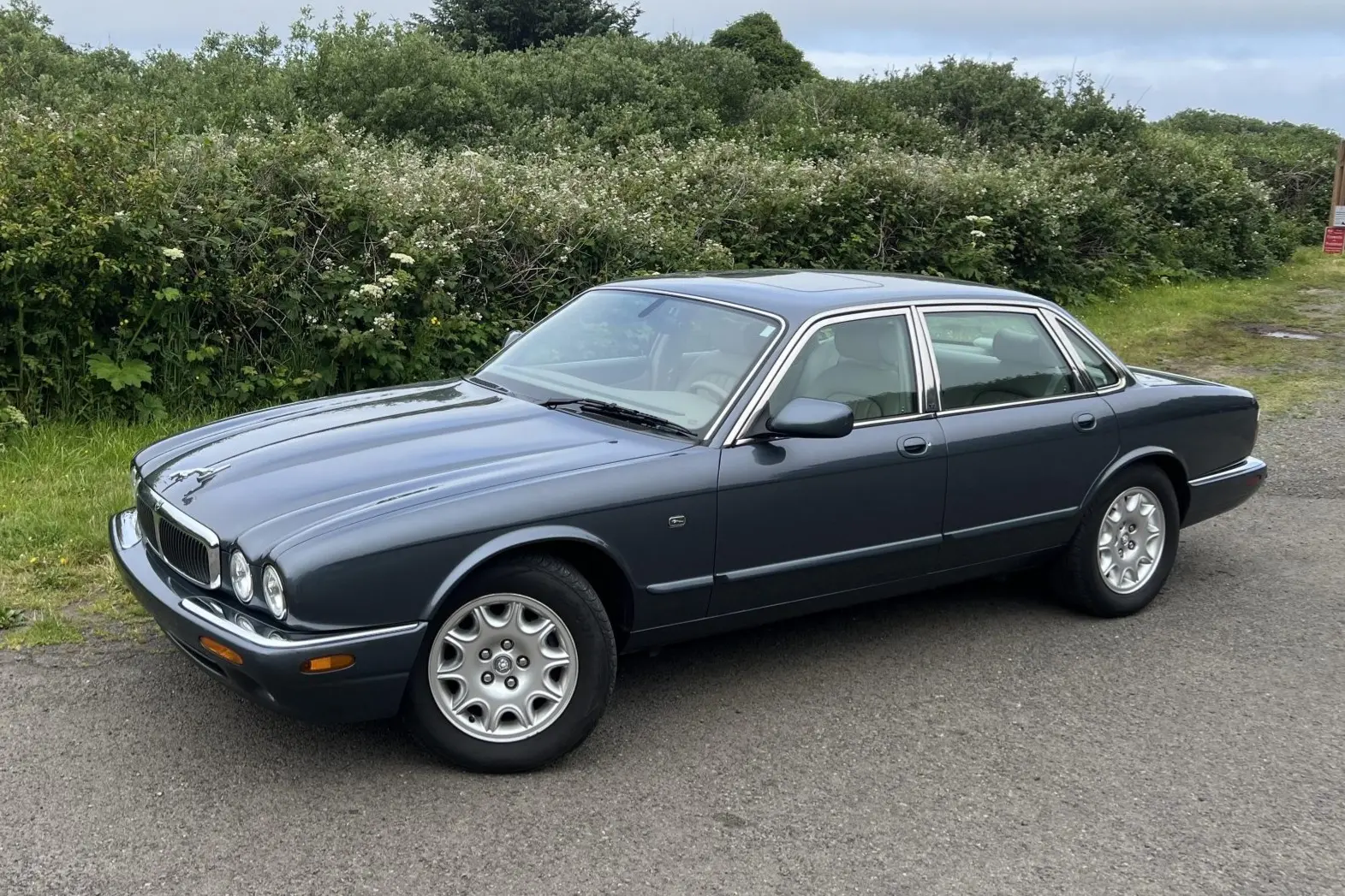 2001 Jaguar XJ