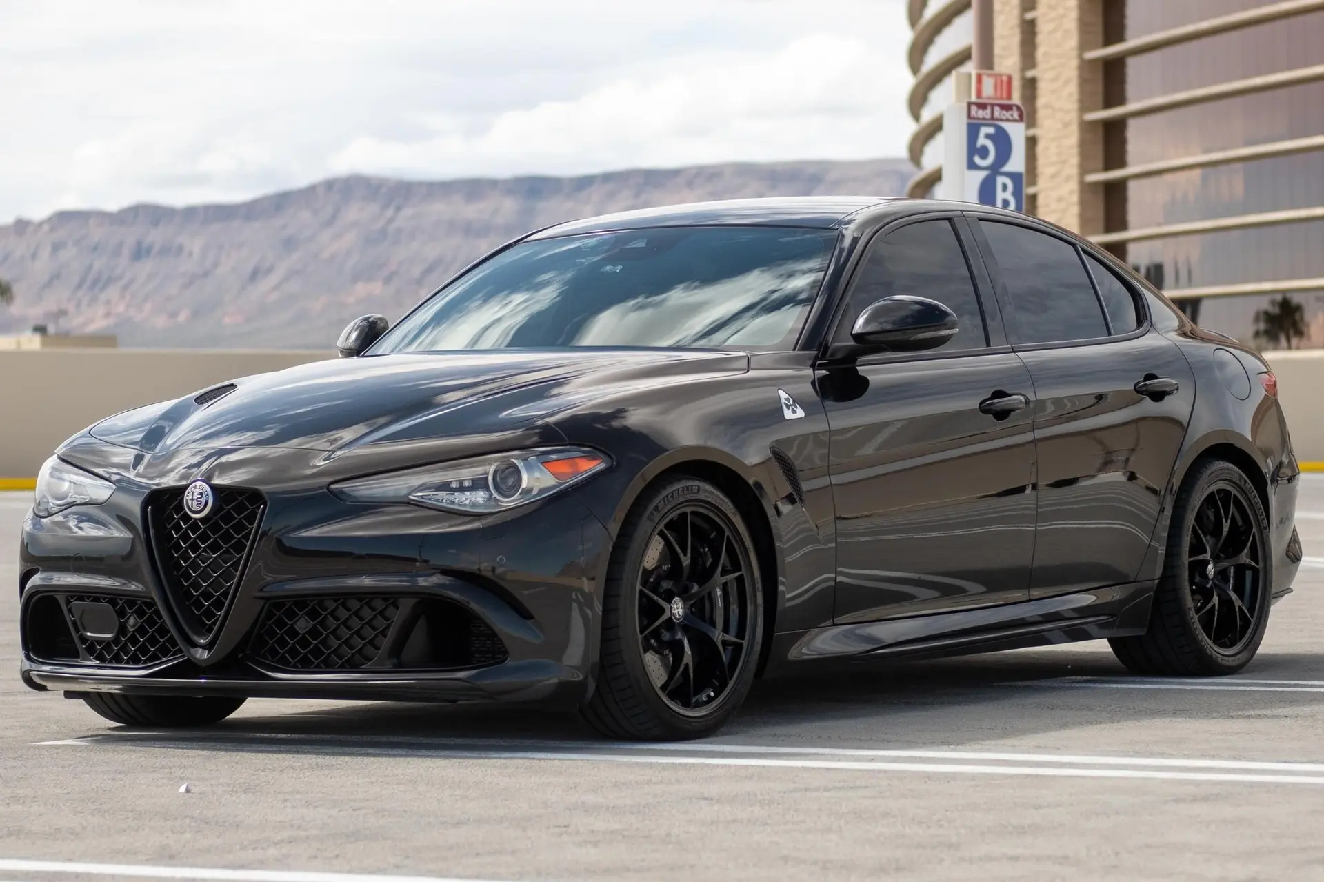 2017 Alfa Romeo Giulia Quadrifoglio