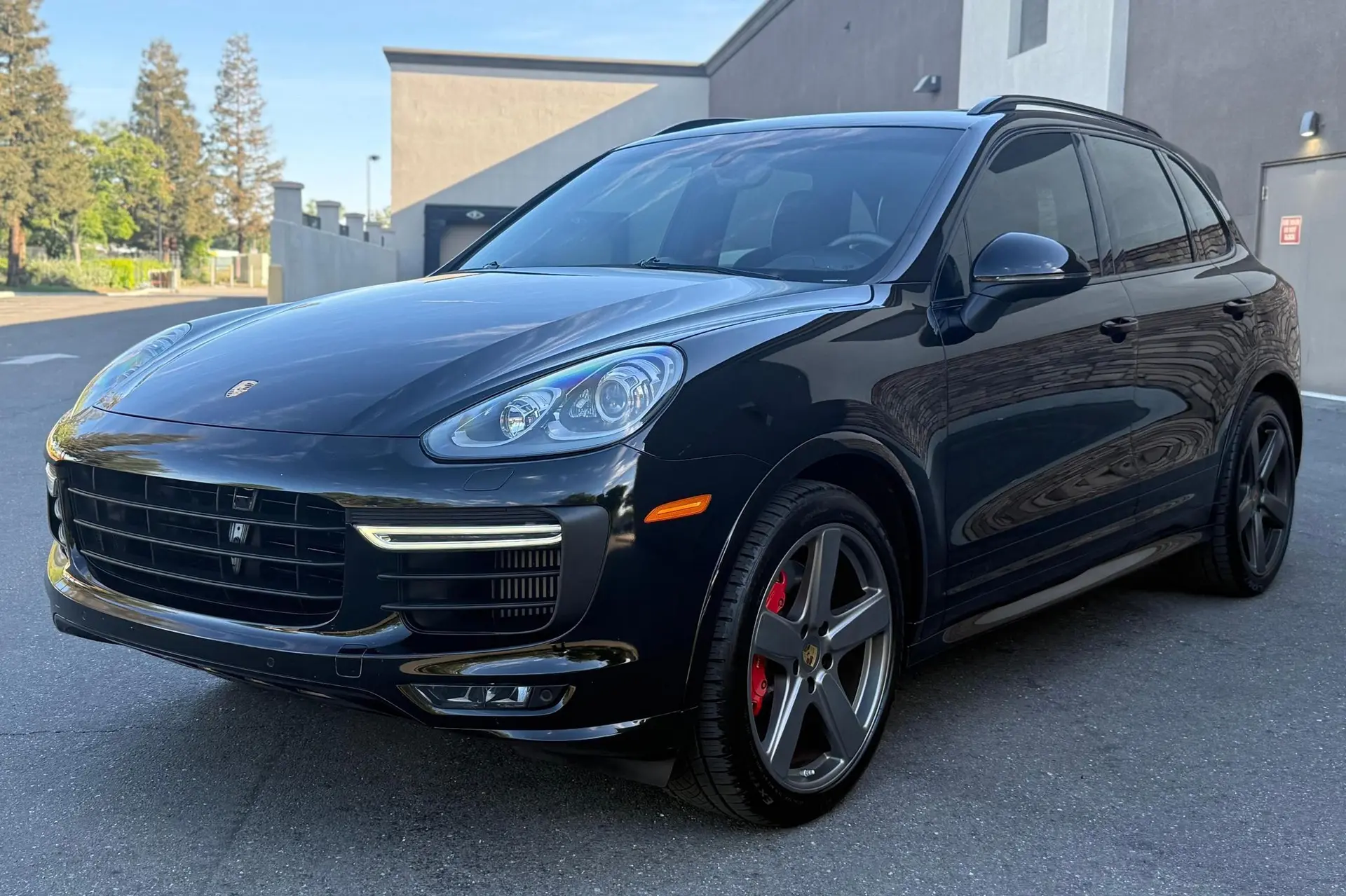 2016 Porsche Cayenne GTS