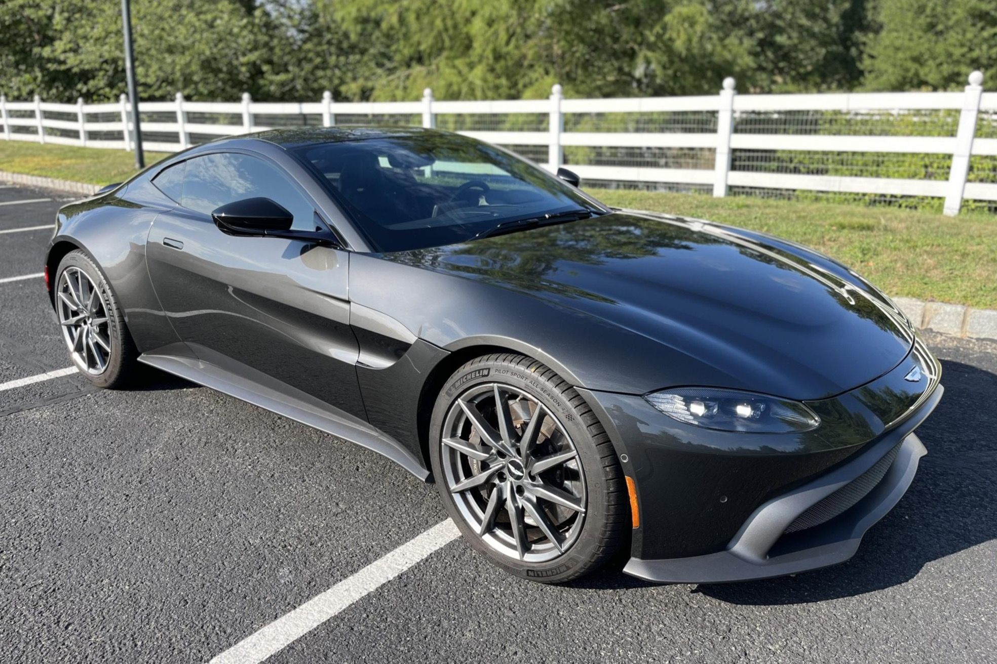 2019 Aston Martin Vantage V8