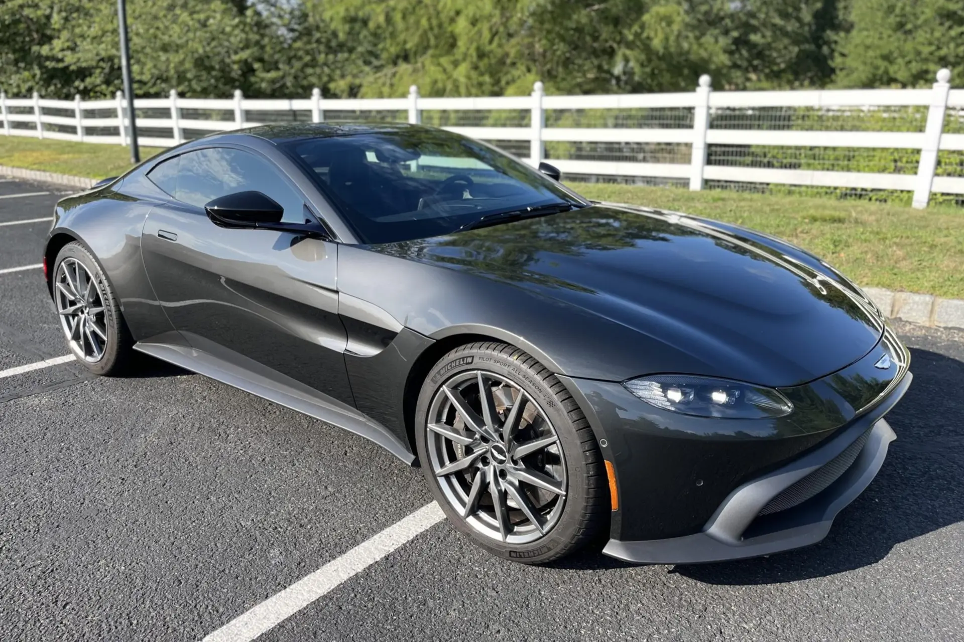 2019 Aston Martin Vantage V8
