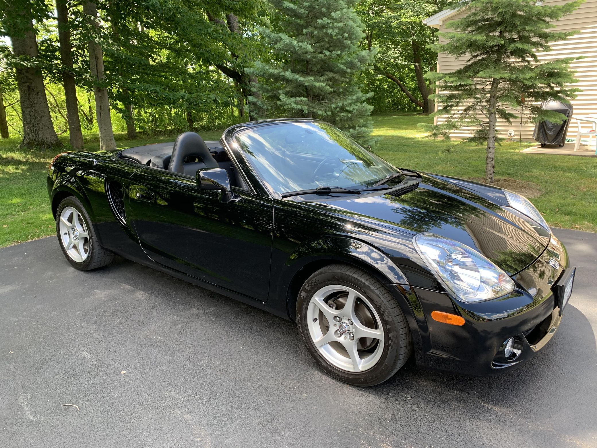 2003 Toyota MR2 Spyder