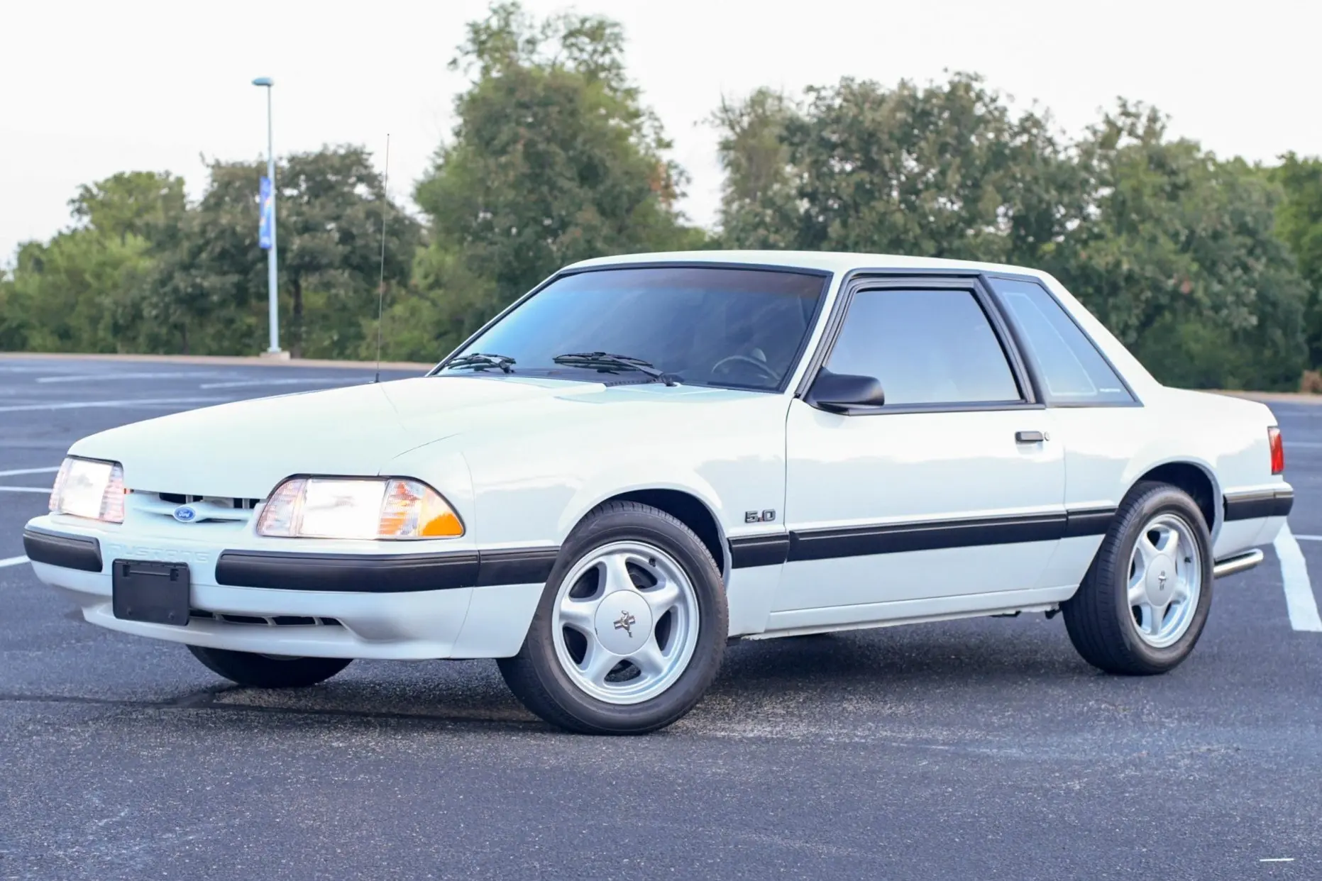 1990 Ford Mustang LX 5.0