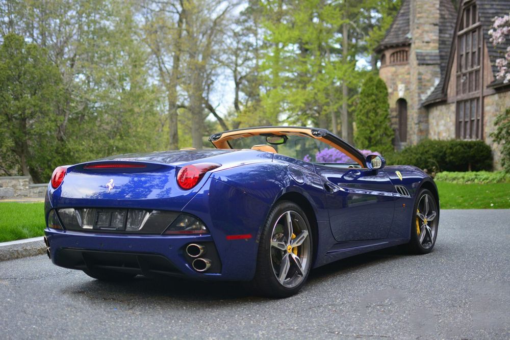 2014 Ferrari California Convertible
