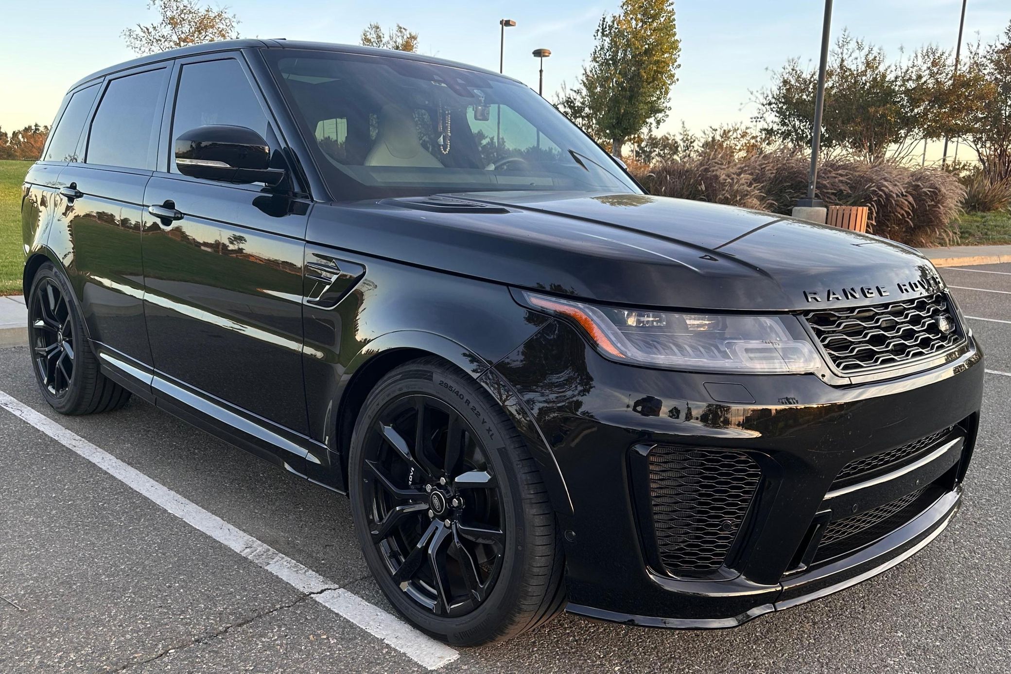 2022 Land Rover Range Rover Sport SVR