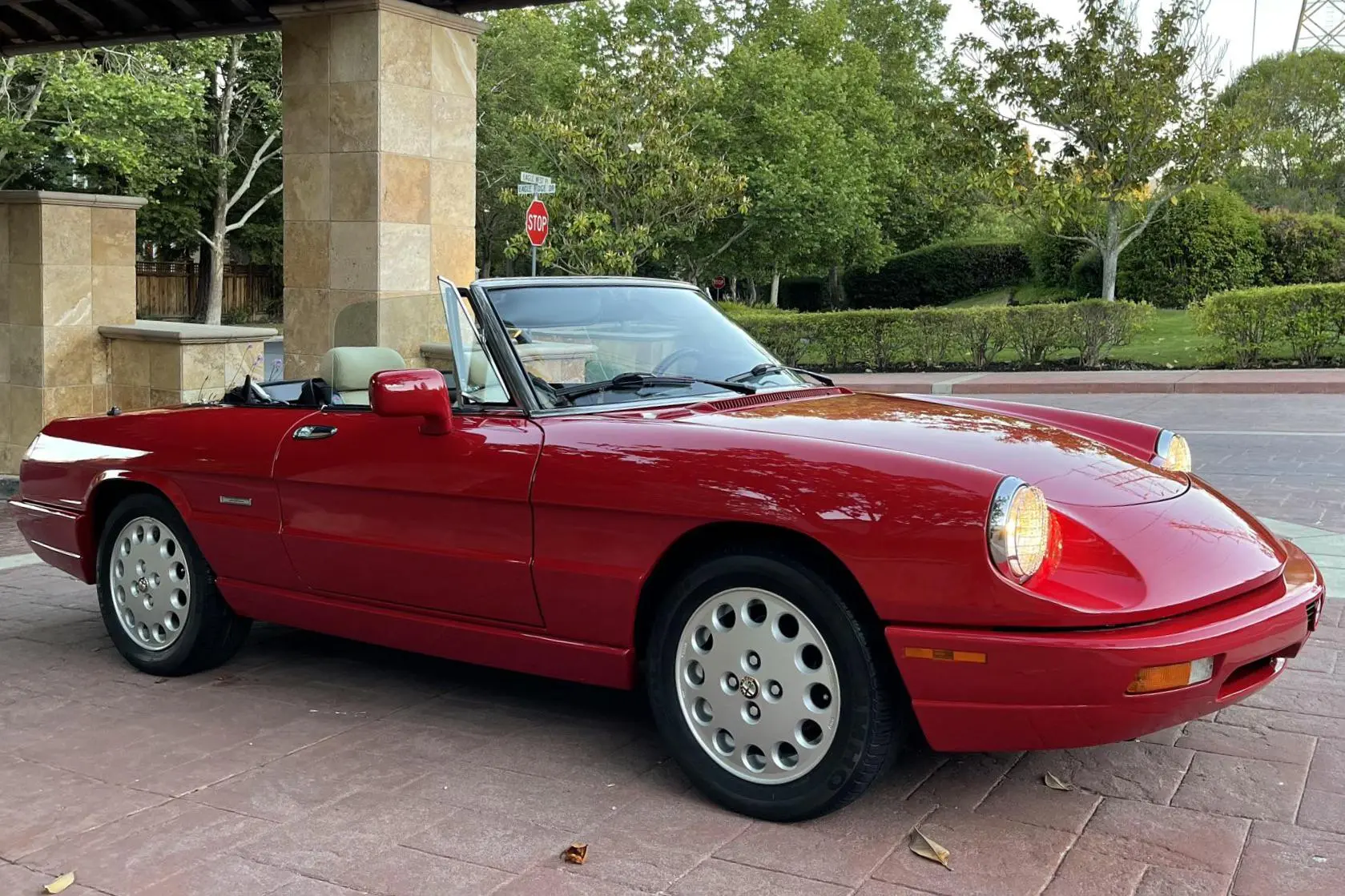 1991 Alfa Romeo 105 Series Spider