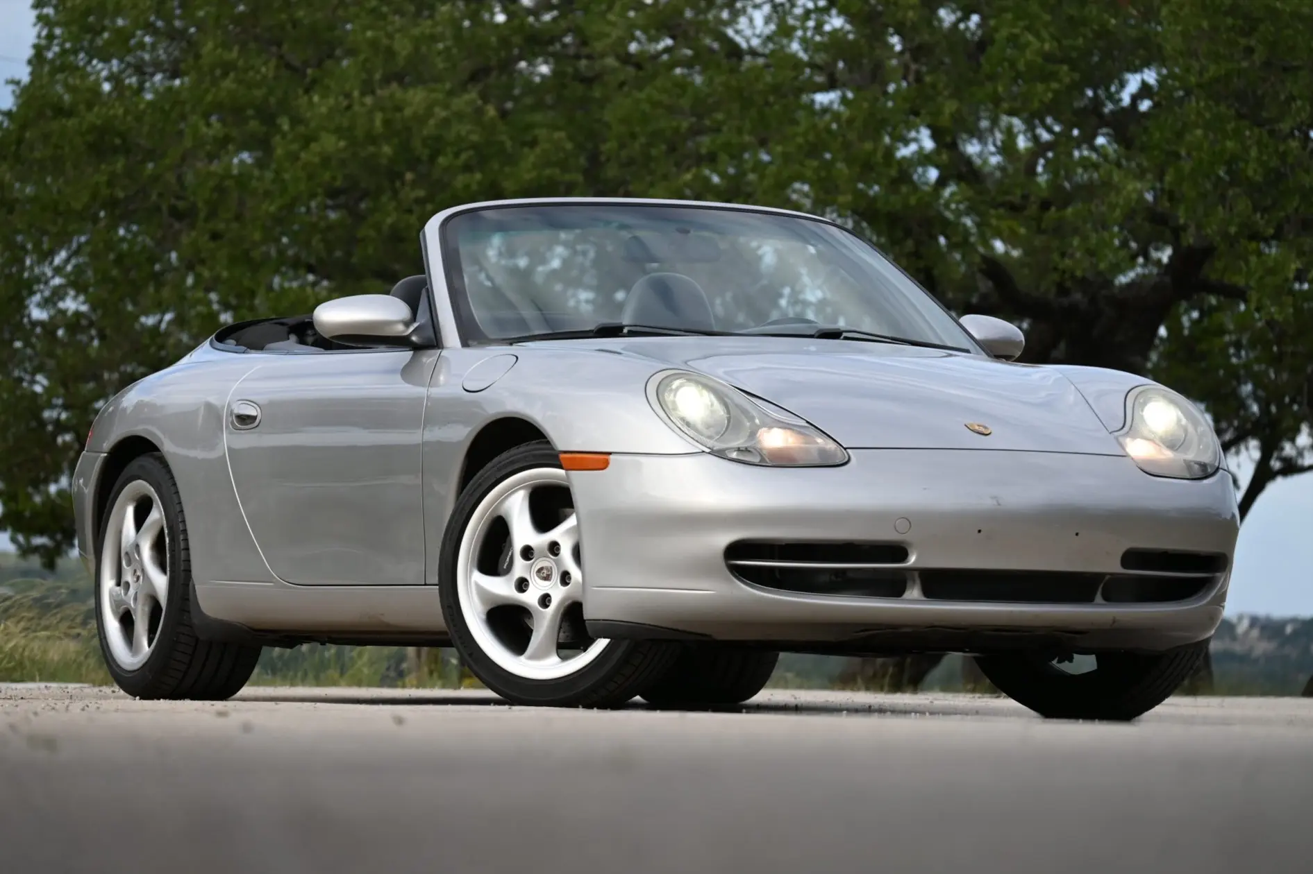 2001 Porsche 911 Carrera
