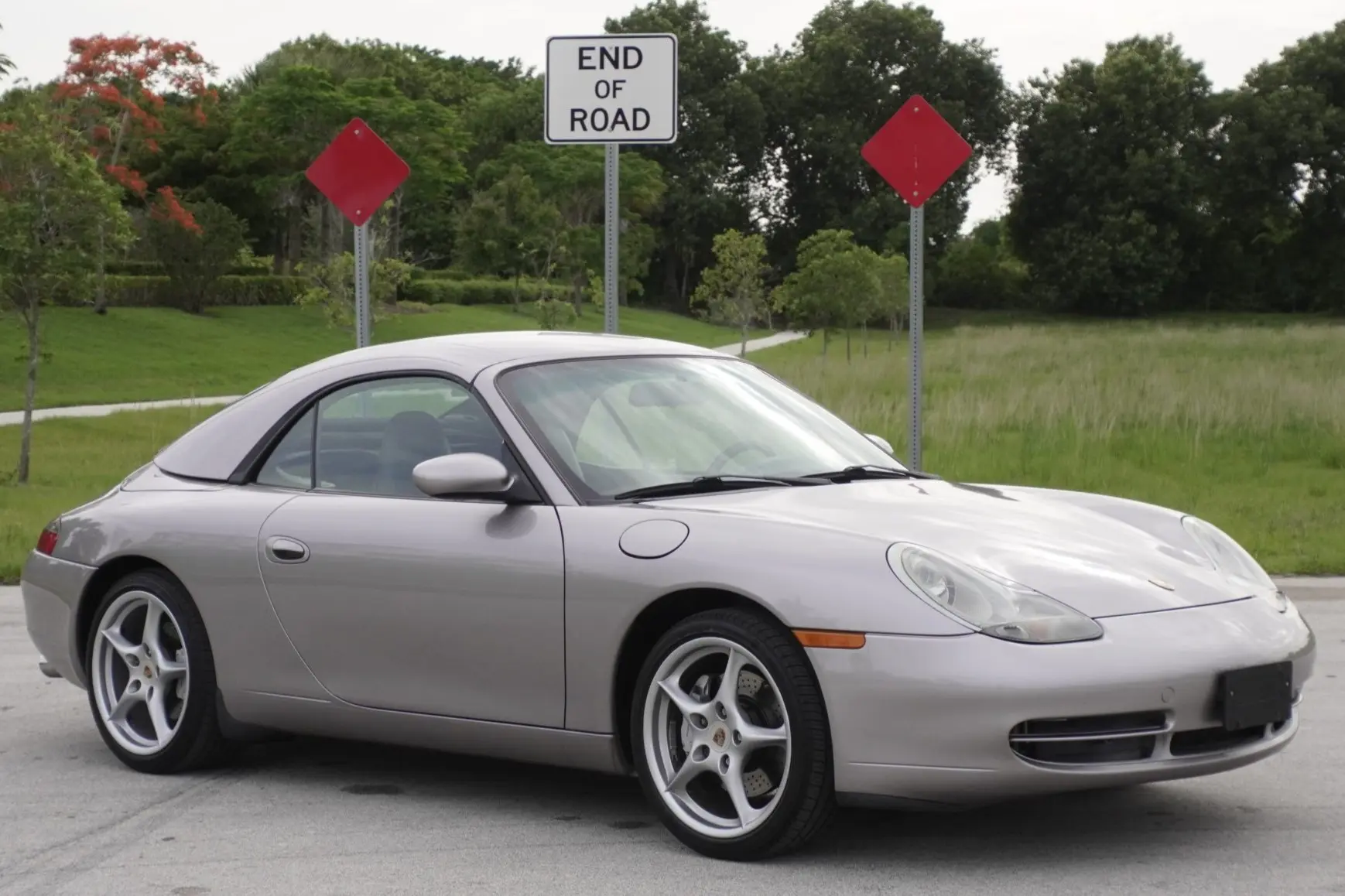 2001 Porsche 911 Carrera 4 Cabriolet