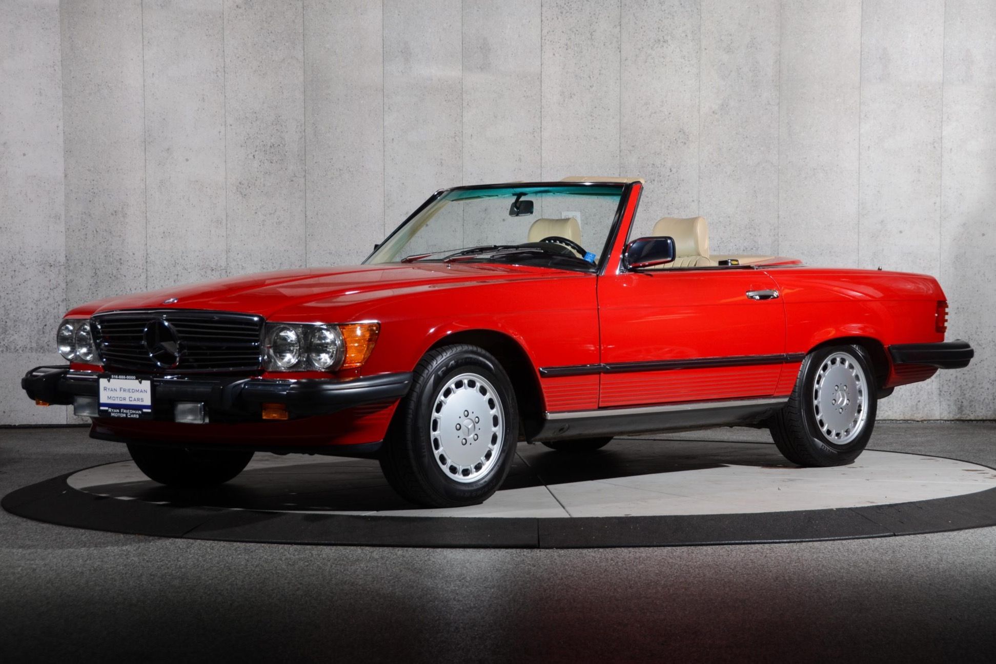 1987 Mercedes-Benz SL-Class 560SL