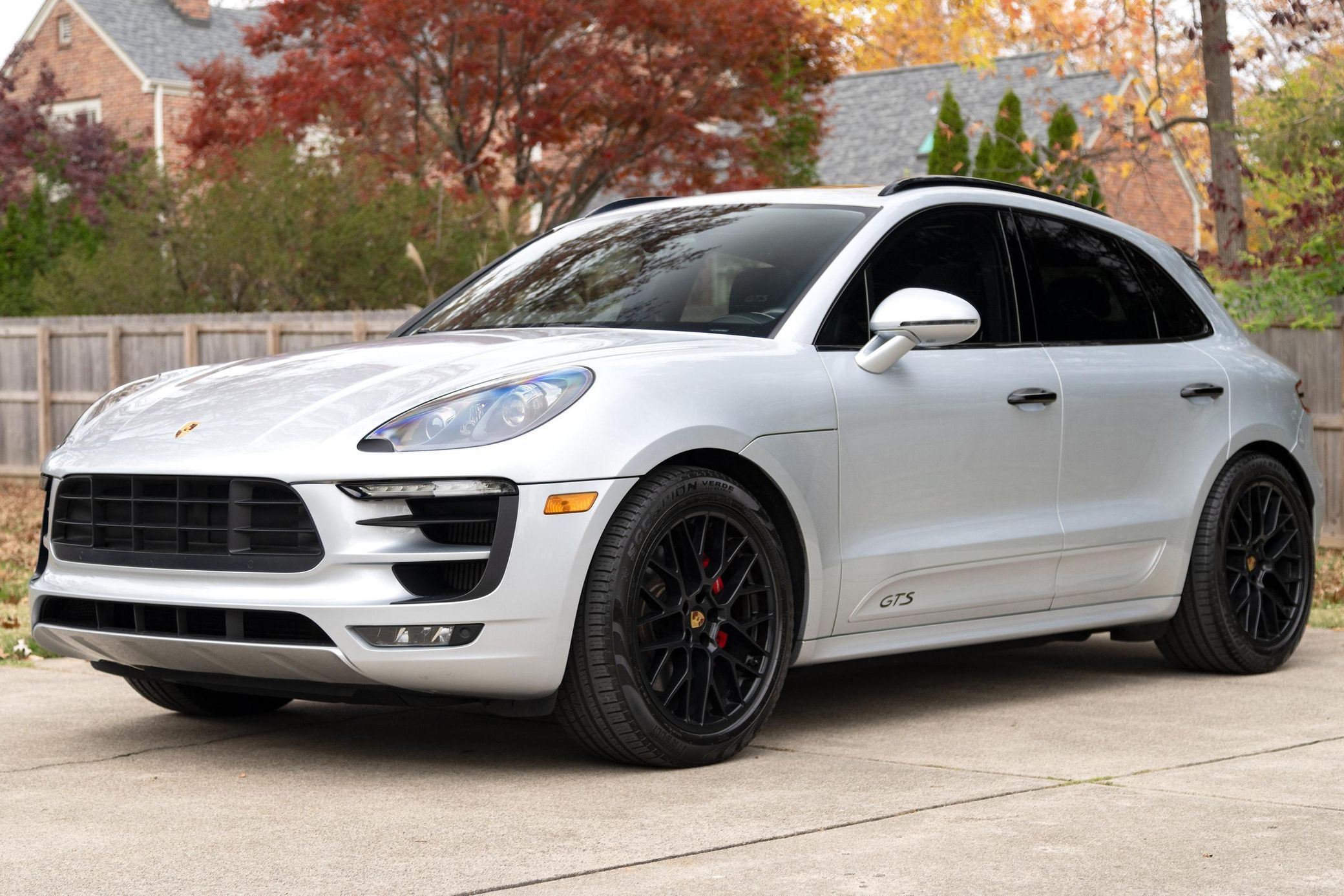 2017 Porsche Macan GTS