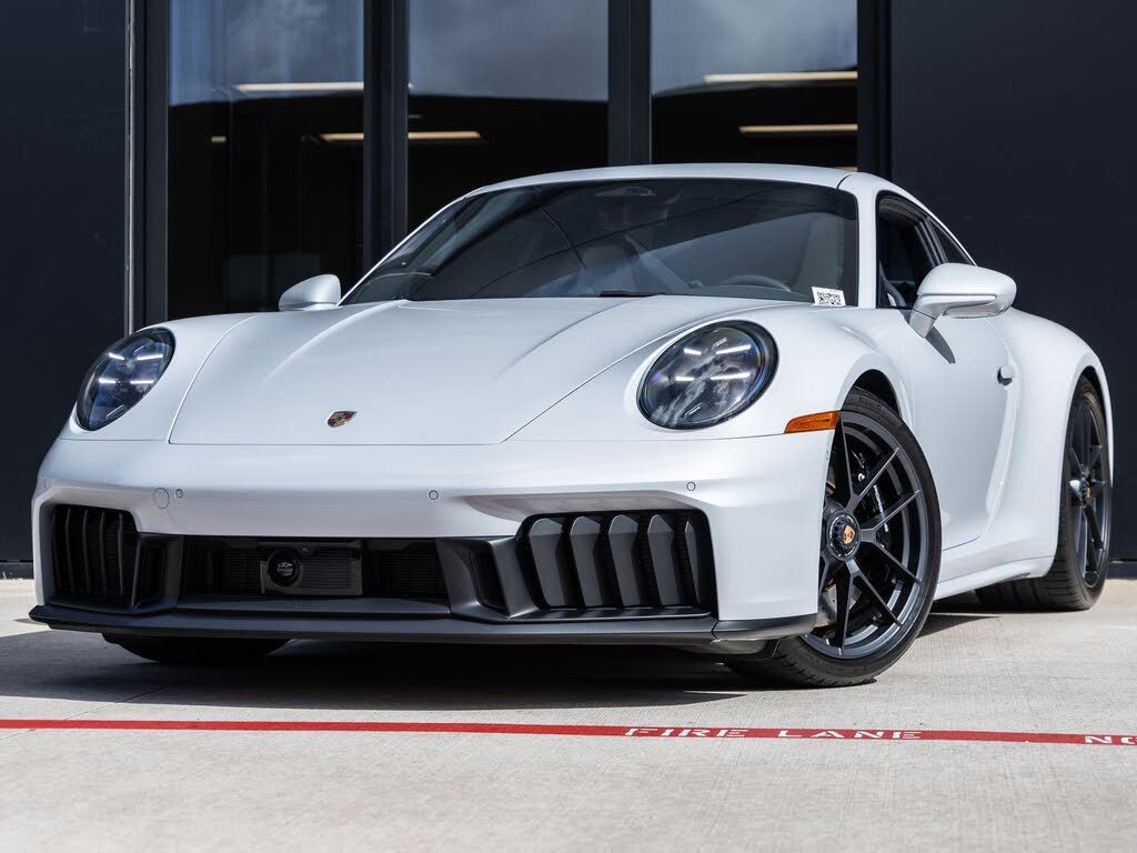 2026 Porsche 992.2 Carrera 4 GTS