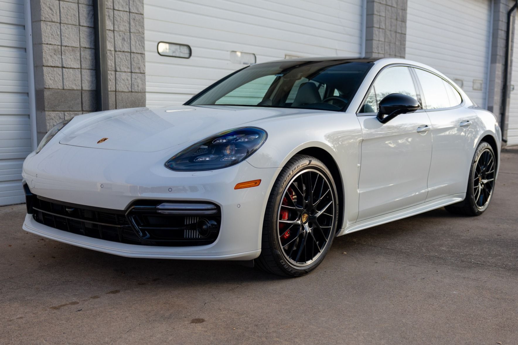 2017 Porsche Panamera Turbo