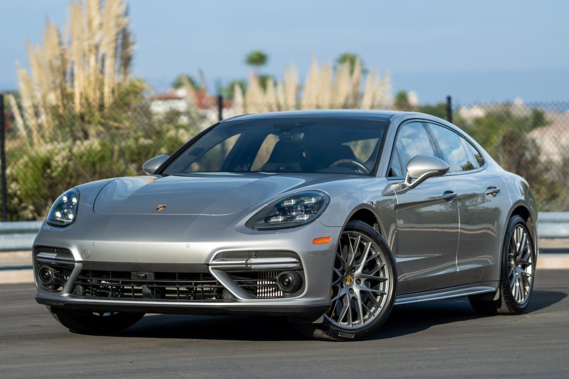 2017 Porsche Panamera 4
