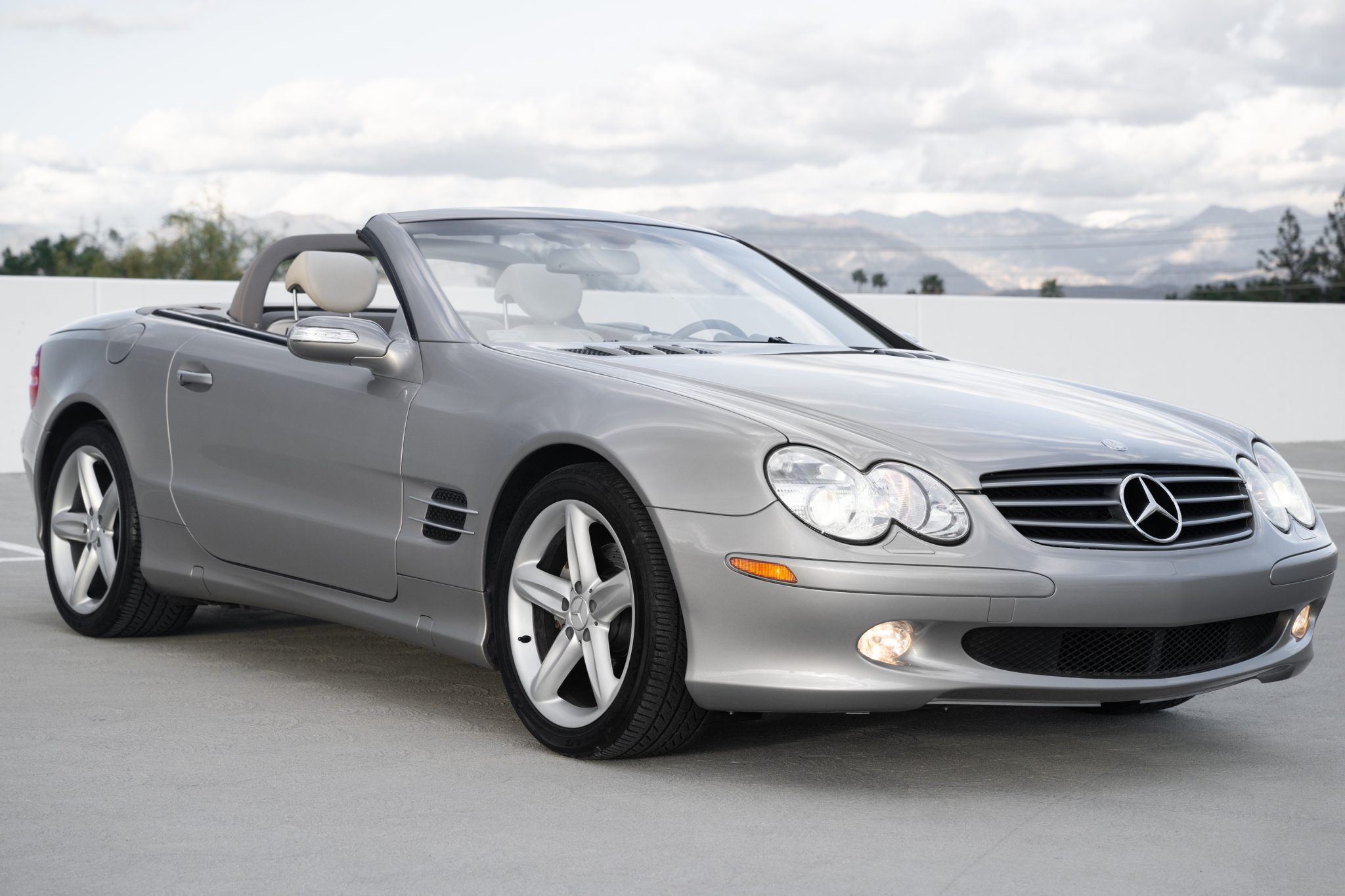 2004 Mercedes-Benz SL-Class SL500