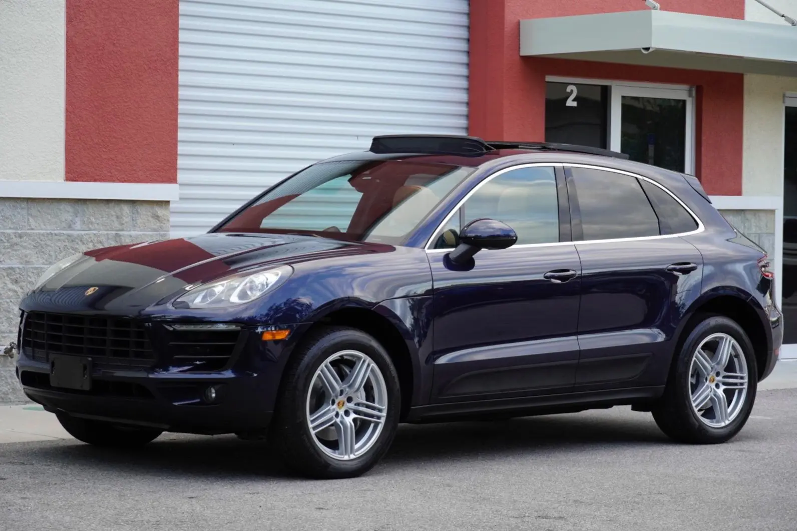 2017 Porsche Macan