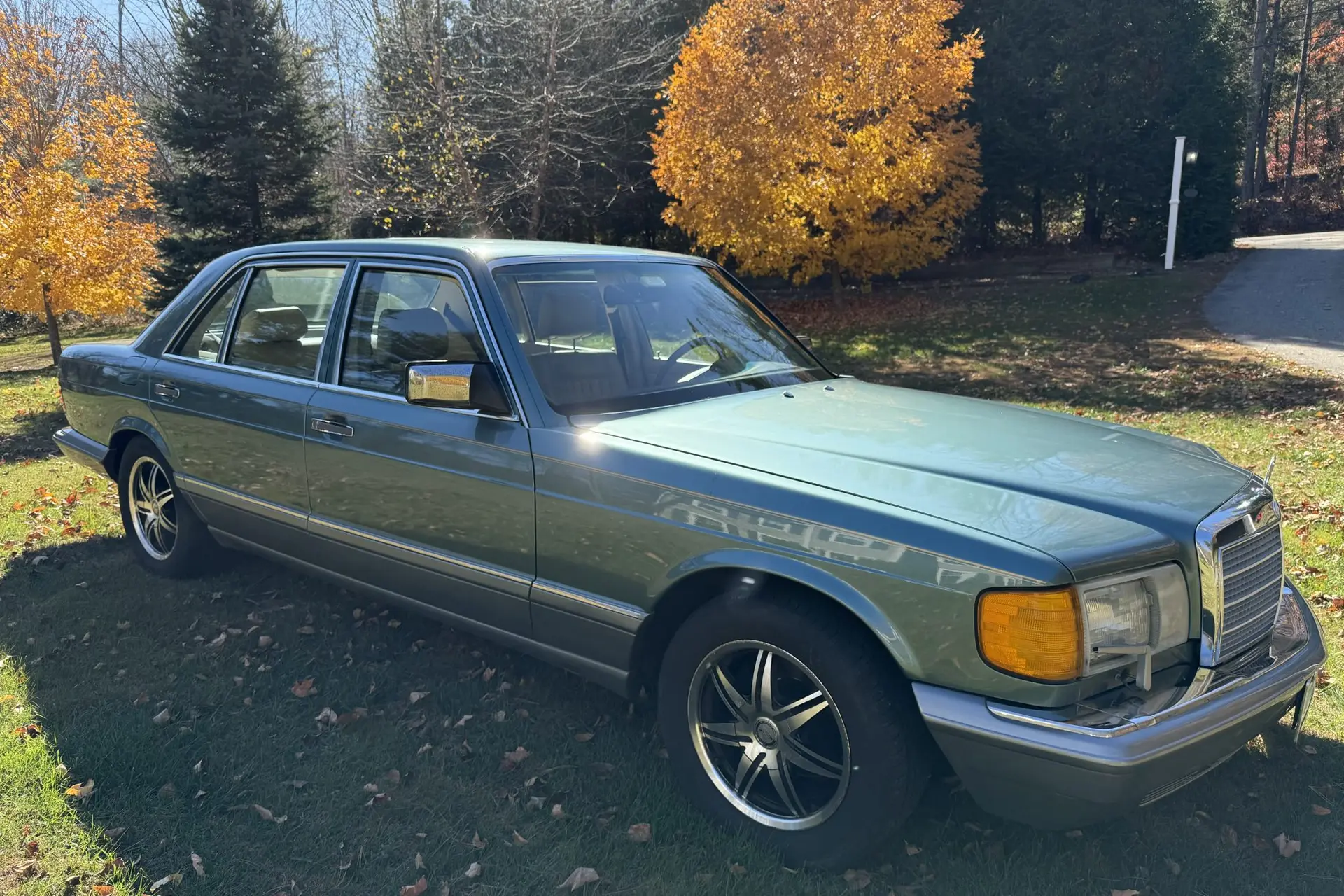 1988 Mercedes-Benz SL-Class 560SL