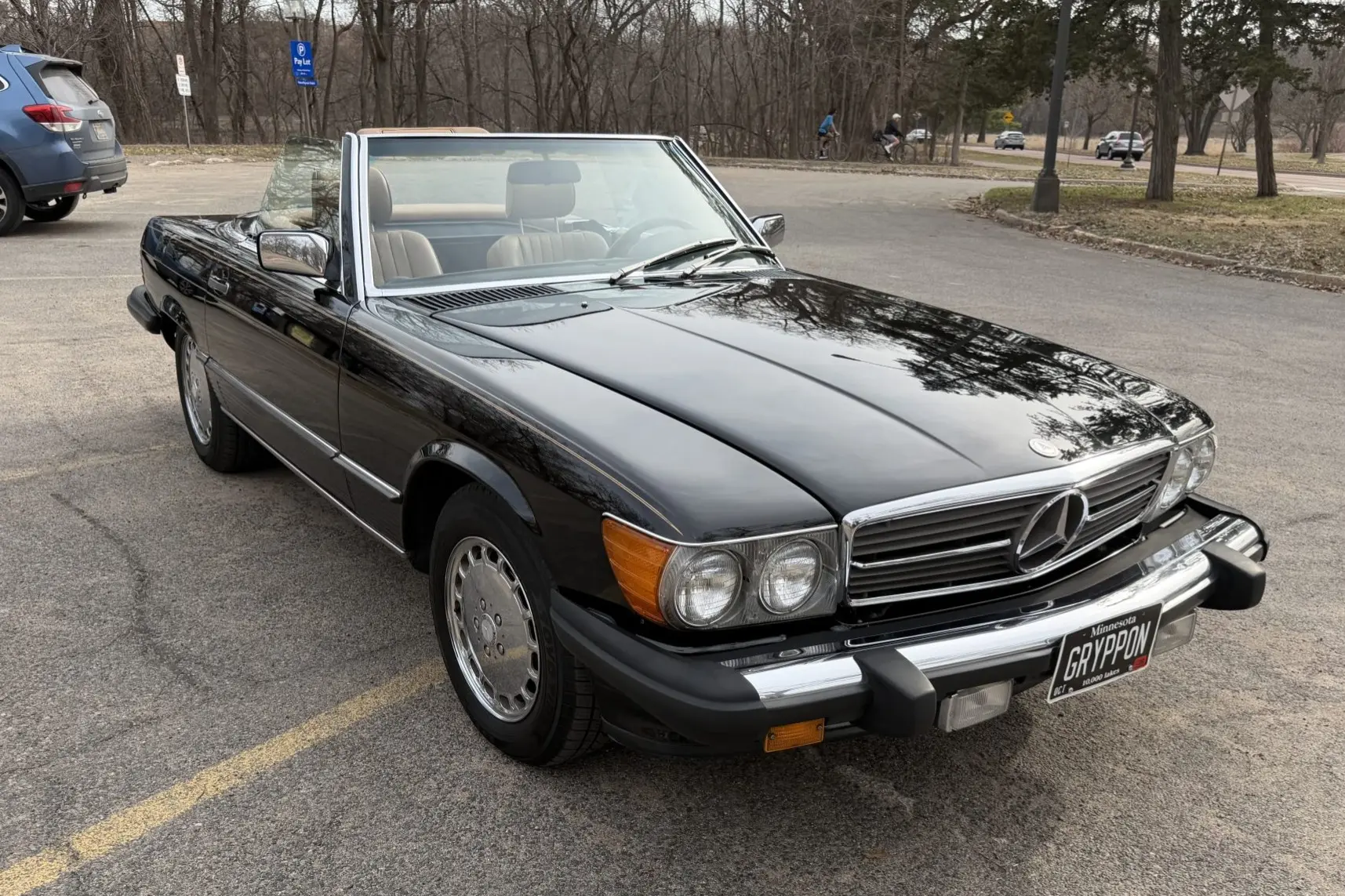 1987 Mercedes-Benz SL-Class 560SL