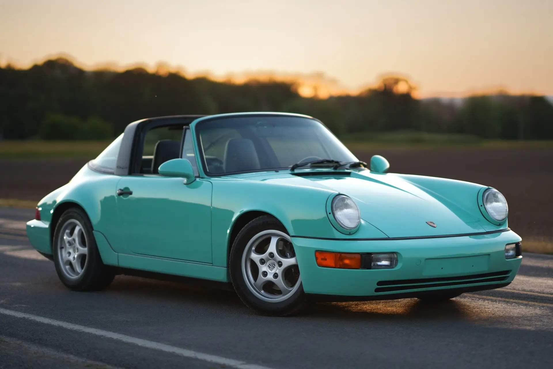 1992 Porsche 911 Carrera 2 Targa