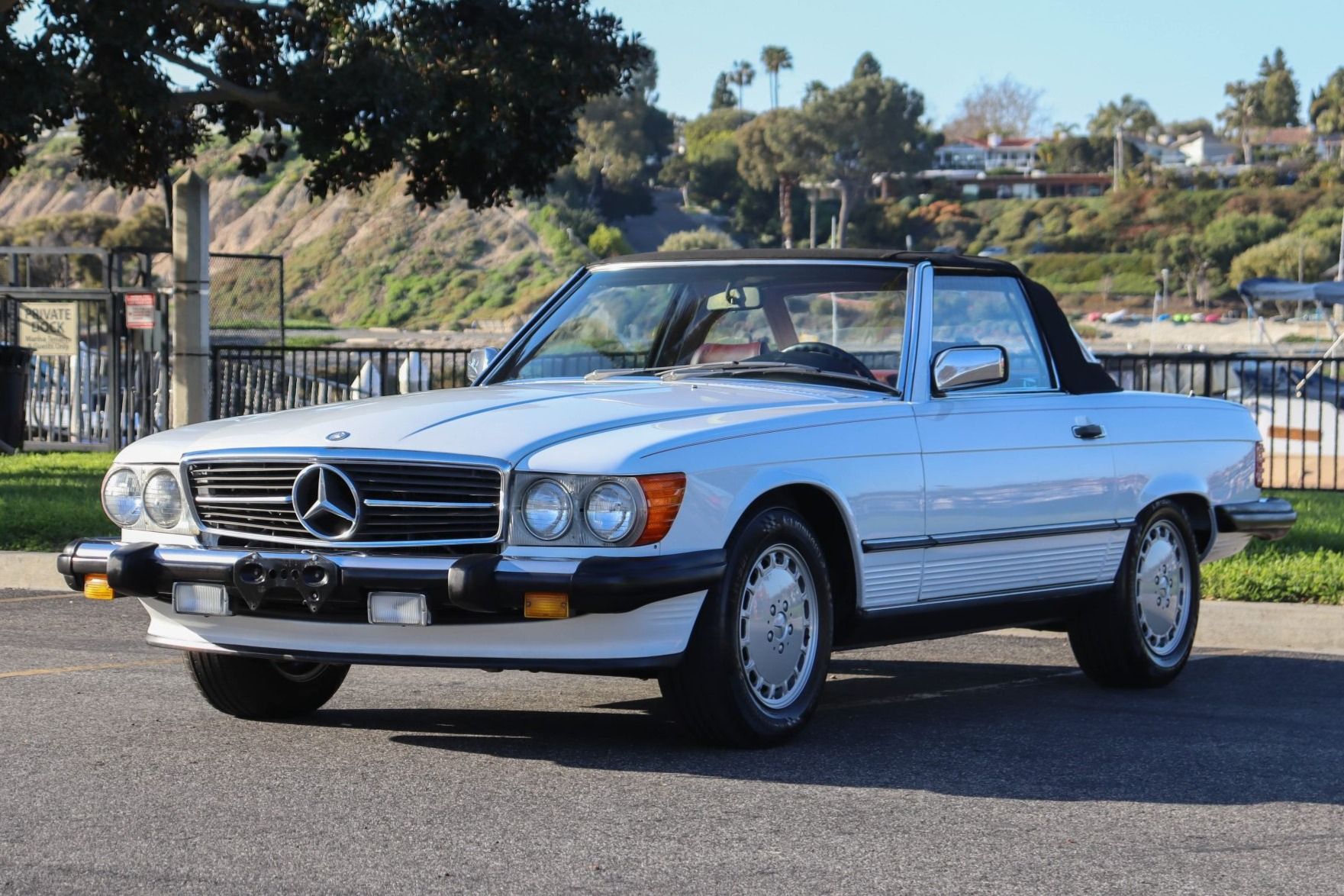 1988 Mercedes-Benz SL-Class 560SL