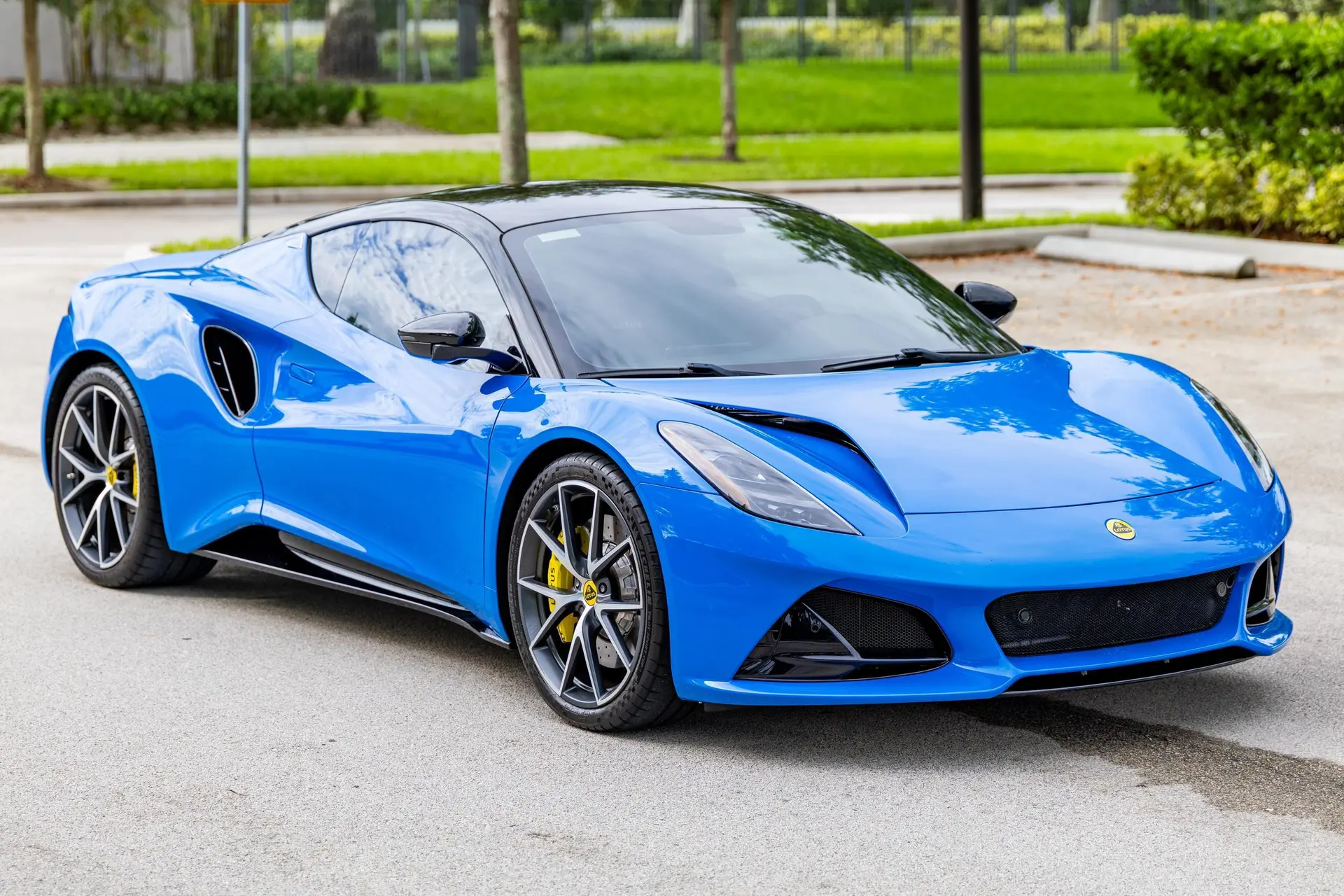 2024 Lotus Emira V6 First Edition