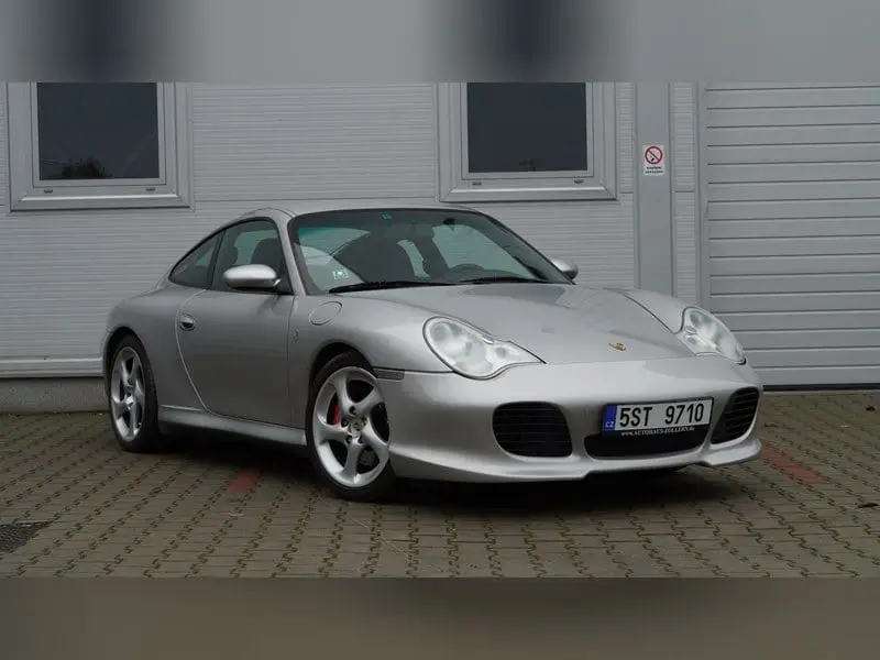 2003 Porsche 911 Carrera 4S