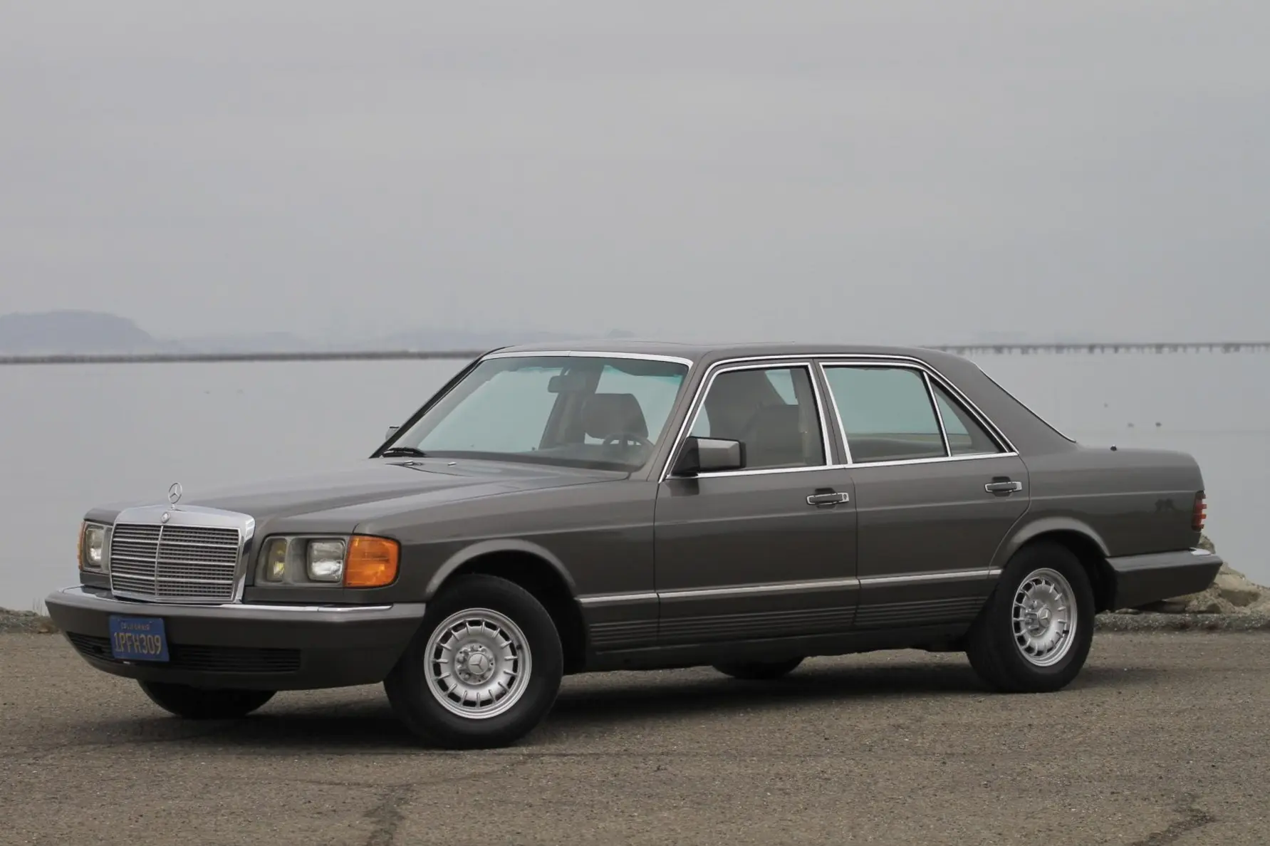 1985 Mercedes-Benz S-Class