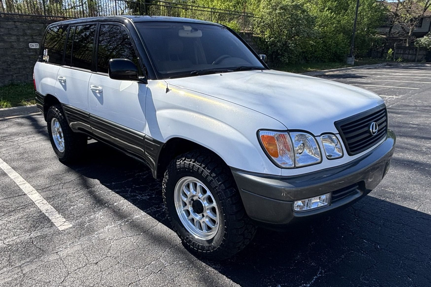 1998 Lexus LX