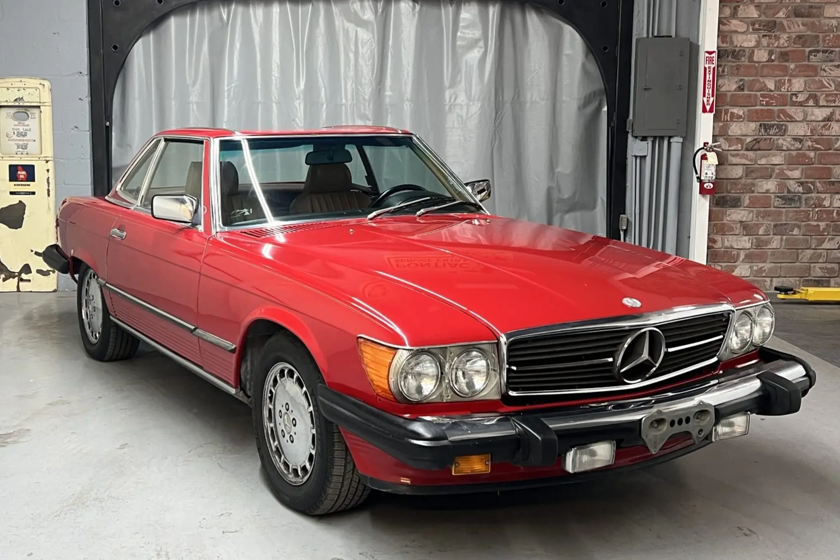 1989 Mercedes-Benz SL-Class 560SL